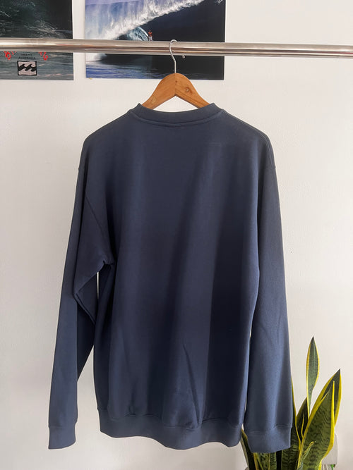 2000’s Billabong Crewneck Navy Embroidered Logo (M) DEADSTOCK