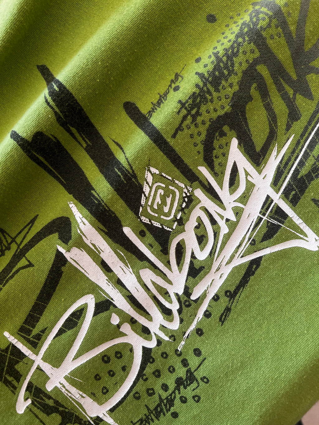 Y2K Billabong T-shirt (L) *DEADSTOCK