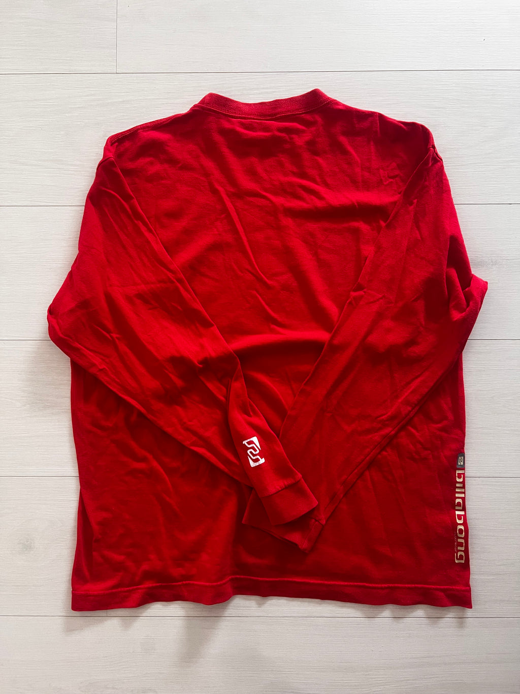2000’s Billabong Long Sleeve (M)