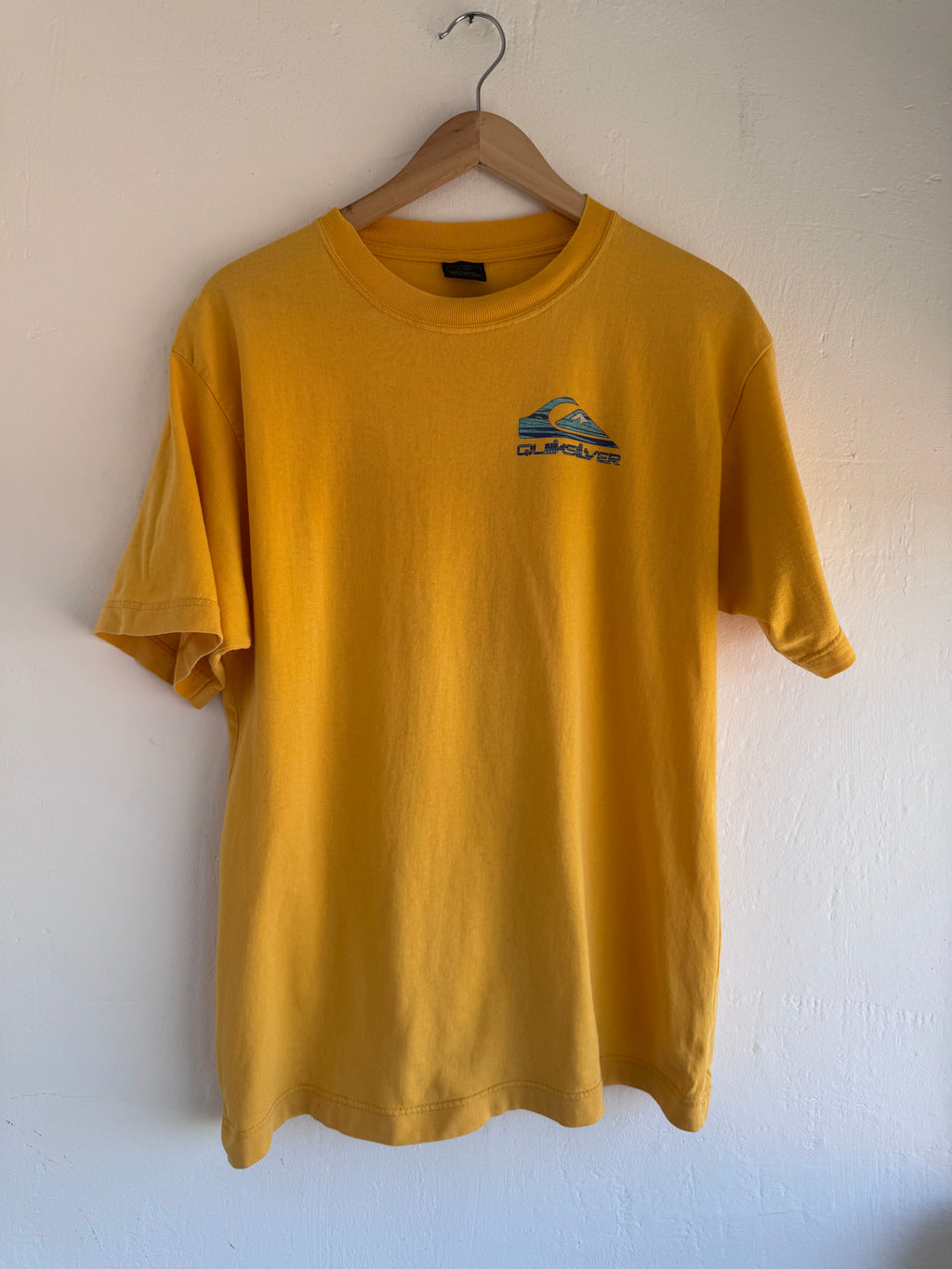 90s Quiksilver t-shirt yellow size 16Y – back view