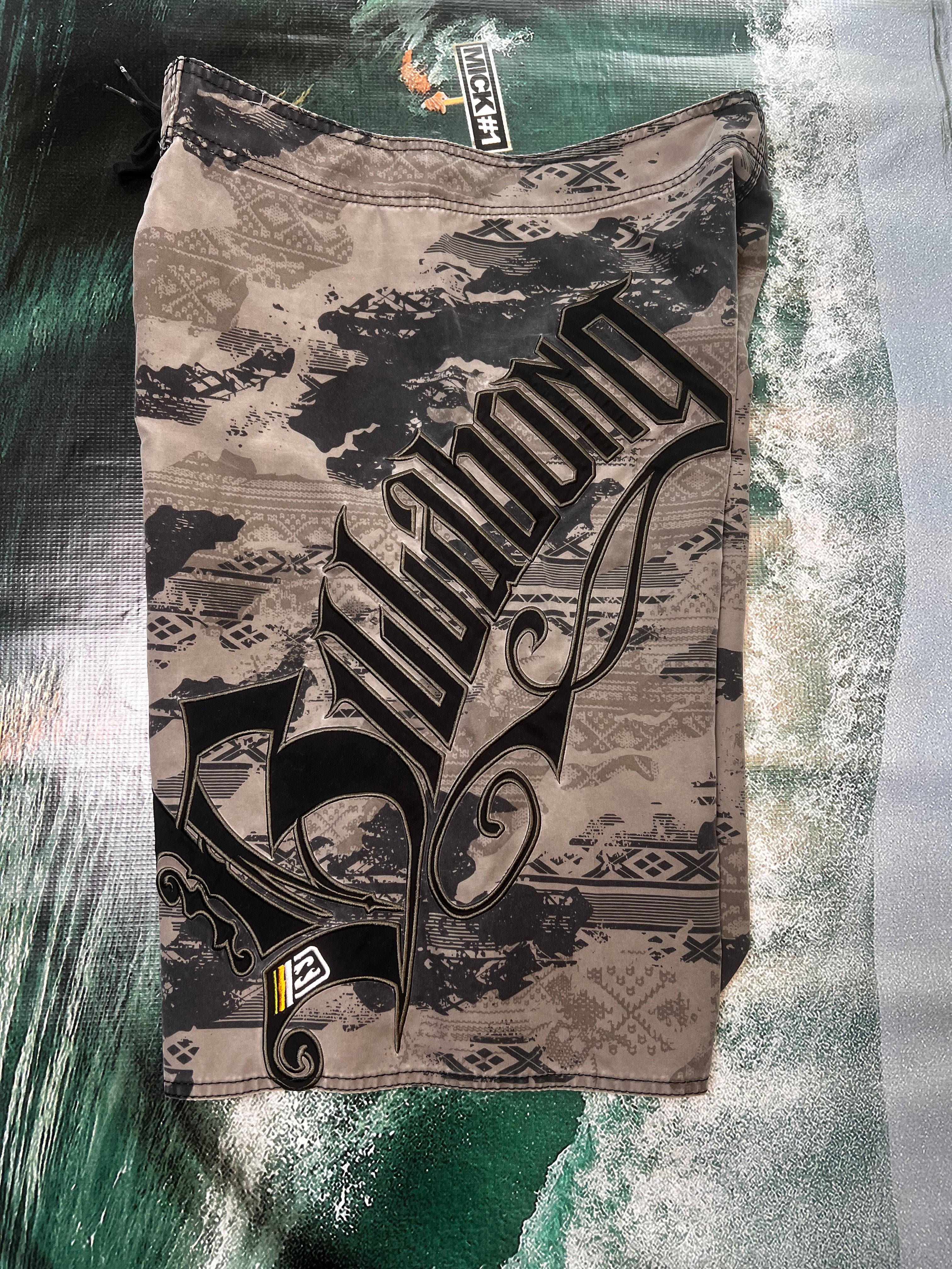 Y2k Billabong Boardies (34)
