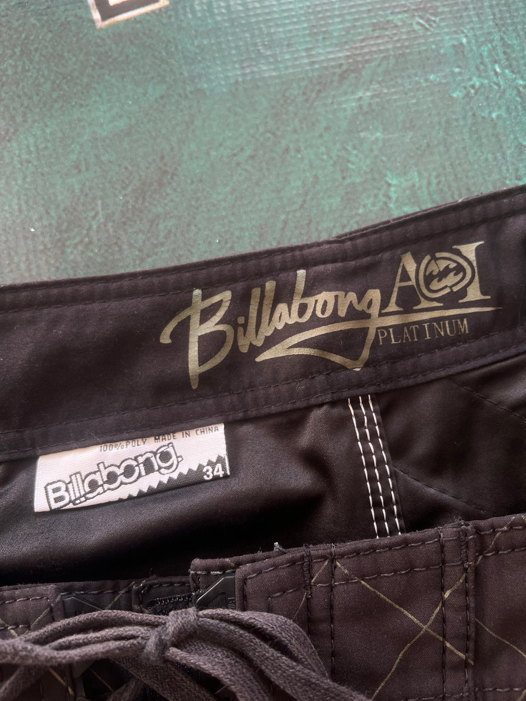 Y2K Billabong Andy Irons Rising Sun Platinum Boardshorts Size (34)