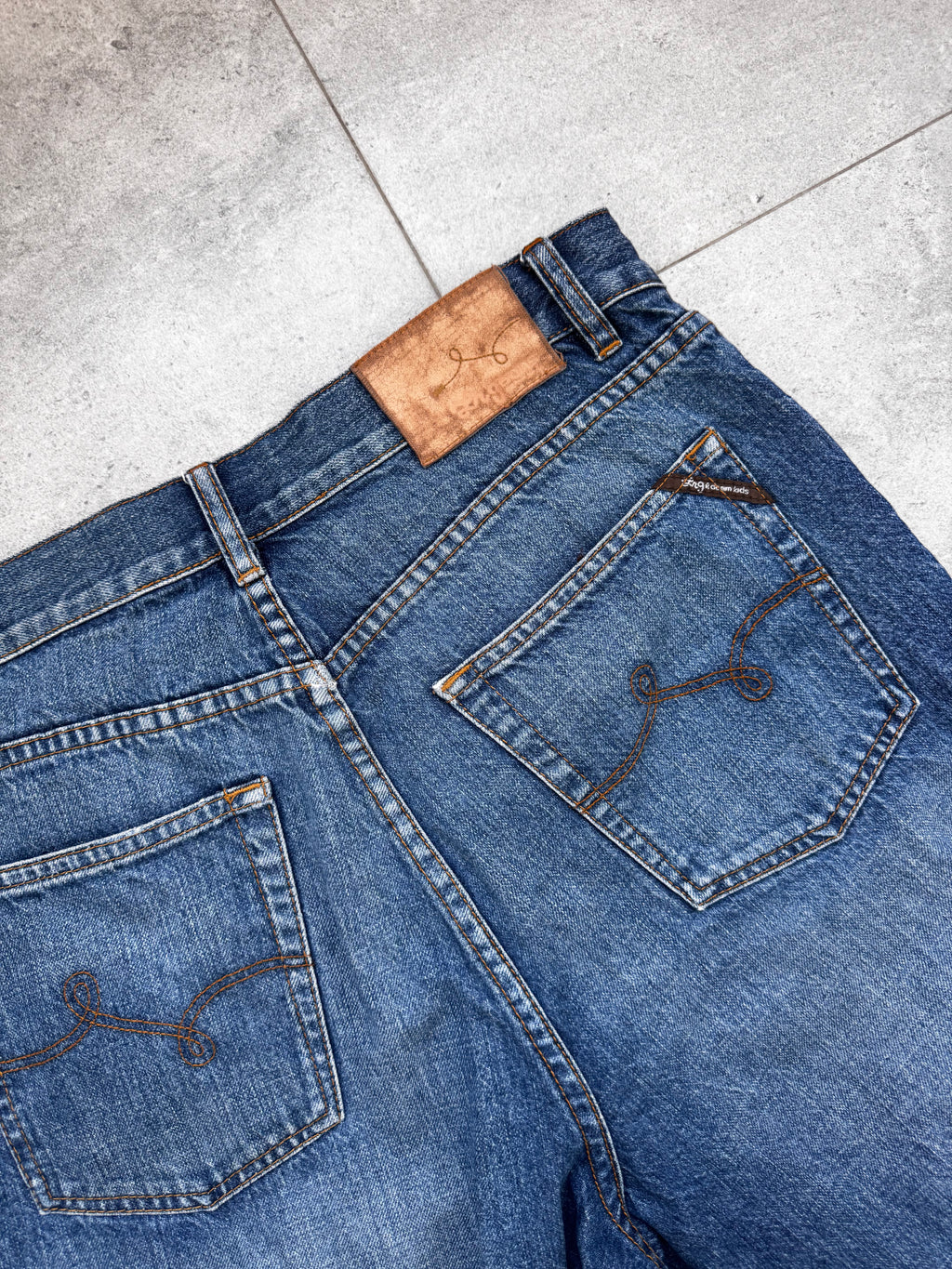Y2K LRG Lifted Research Group shorts logo — rare vintage surf skate piece