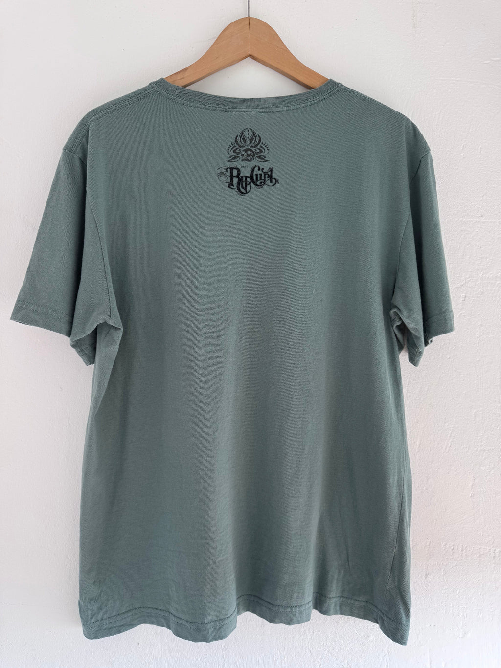 Y2K Rip Curl Opium t-shirt blue size L – close-up
