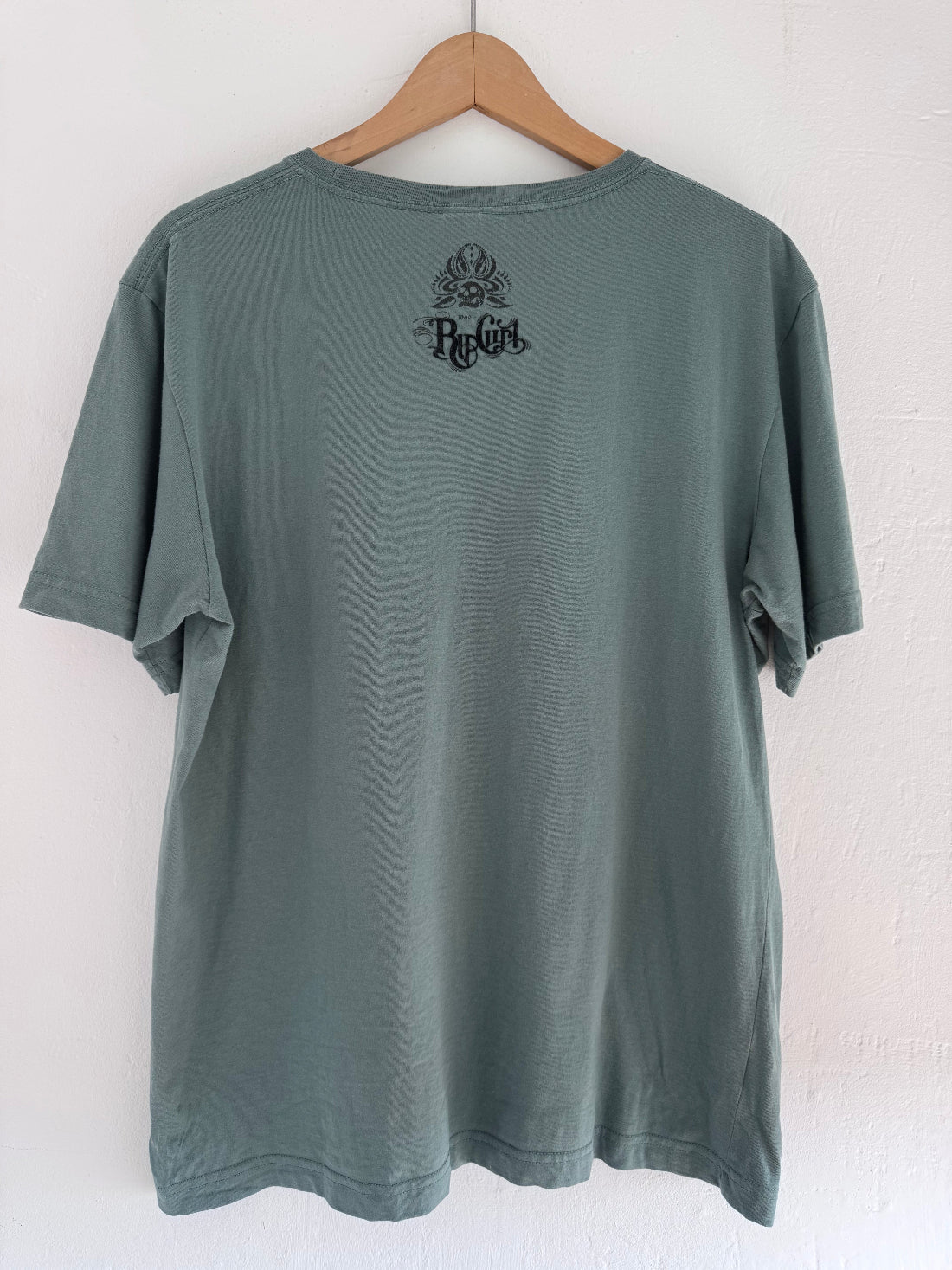 Y2K Rip Curl Opium t-shirt blue size L – close-up
