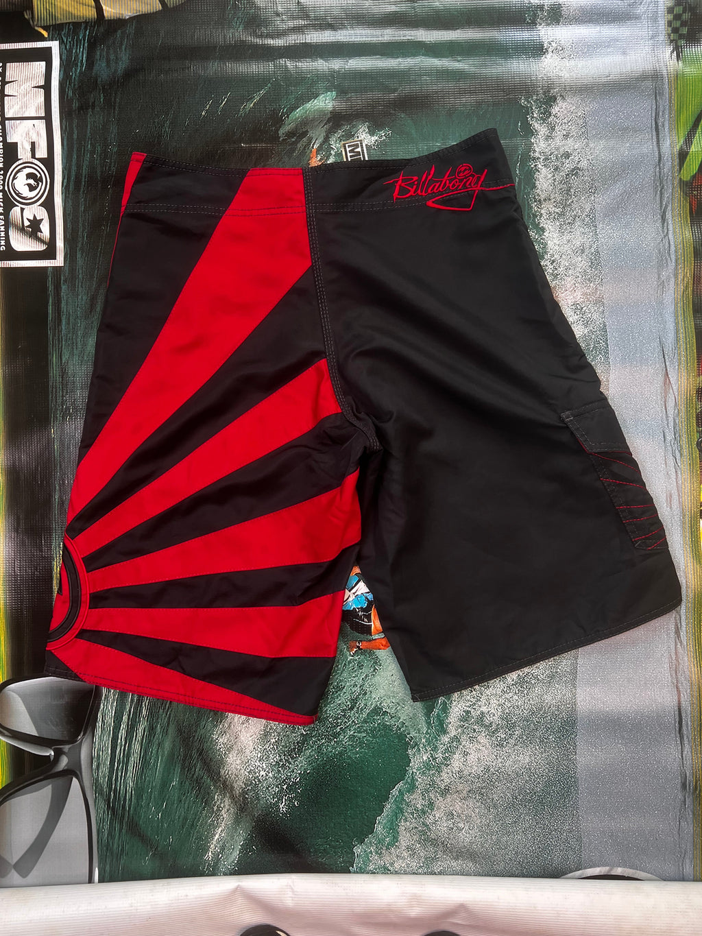 2000´s Billabong Rising Sun Boardshorts (33)