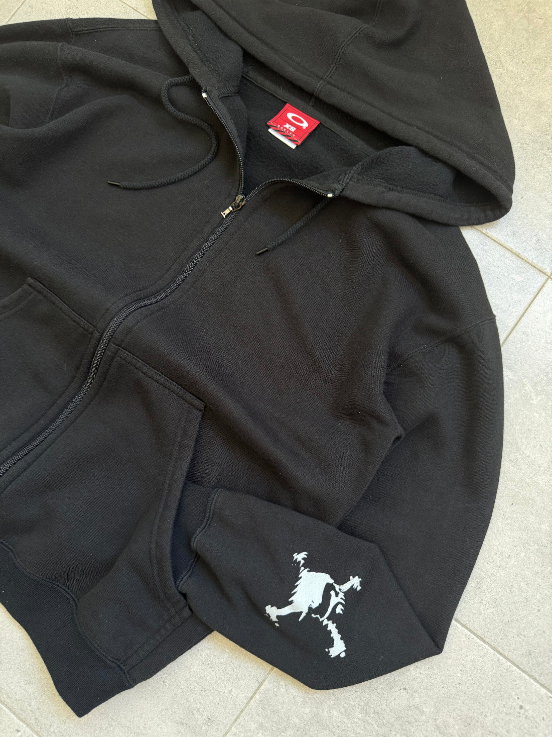 Vintage Y2K Oakley sweatshirt, black, size XS 