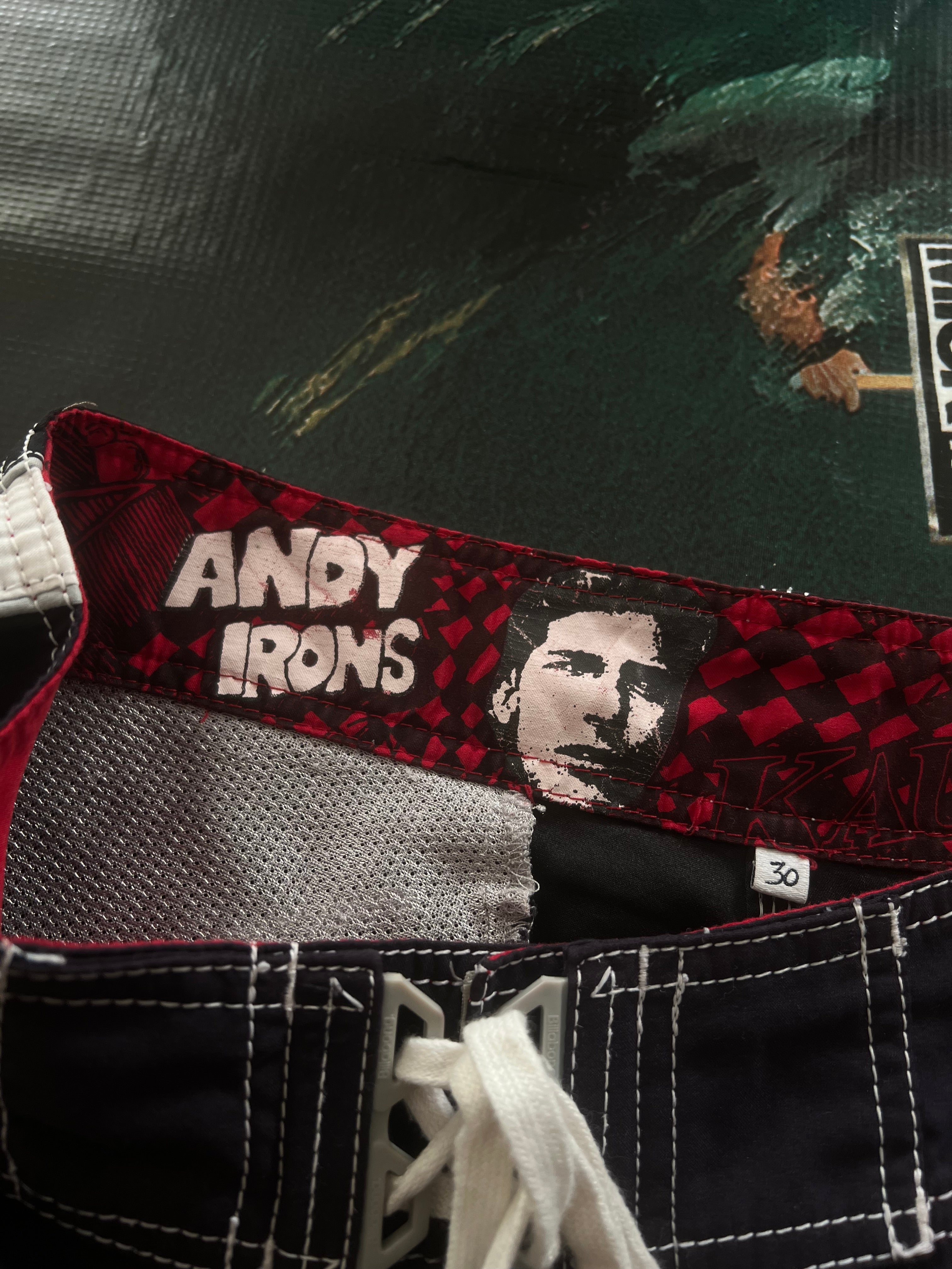 Y2K Billabong "Andy Irons - Kauai Signature Series" Boardshorts (30)