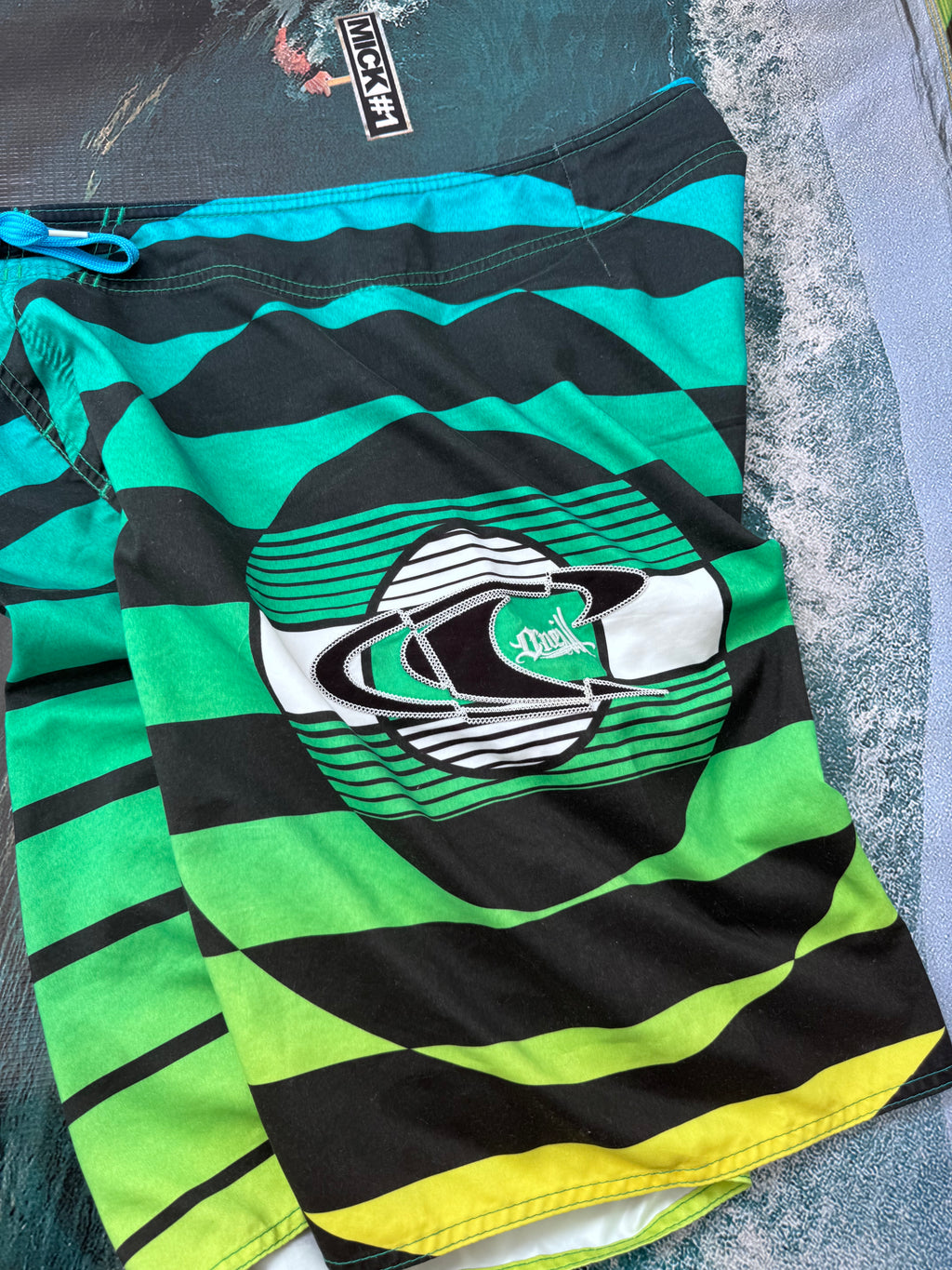 Y2K O'Neill John John Florence boardshorts blue/green/black size 33 – detail view