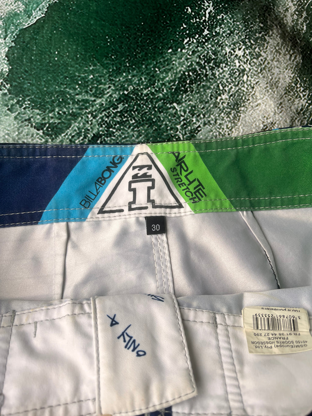Y2K Billabong Andy Irons White Airlite Stretch Boardies (30)