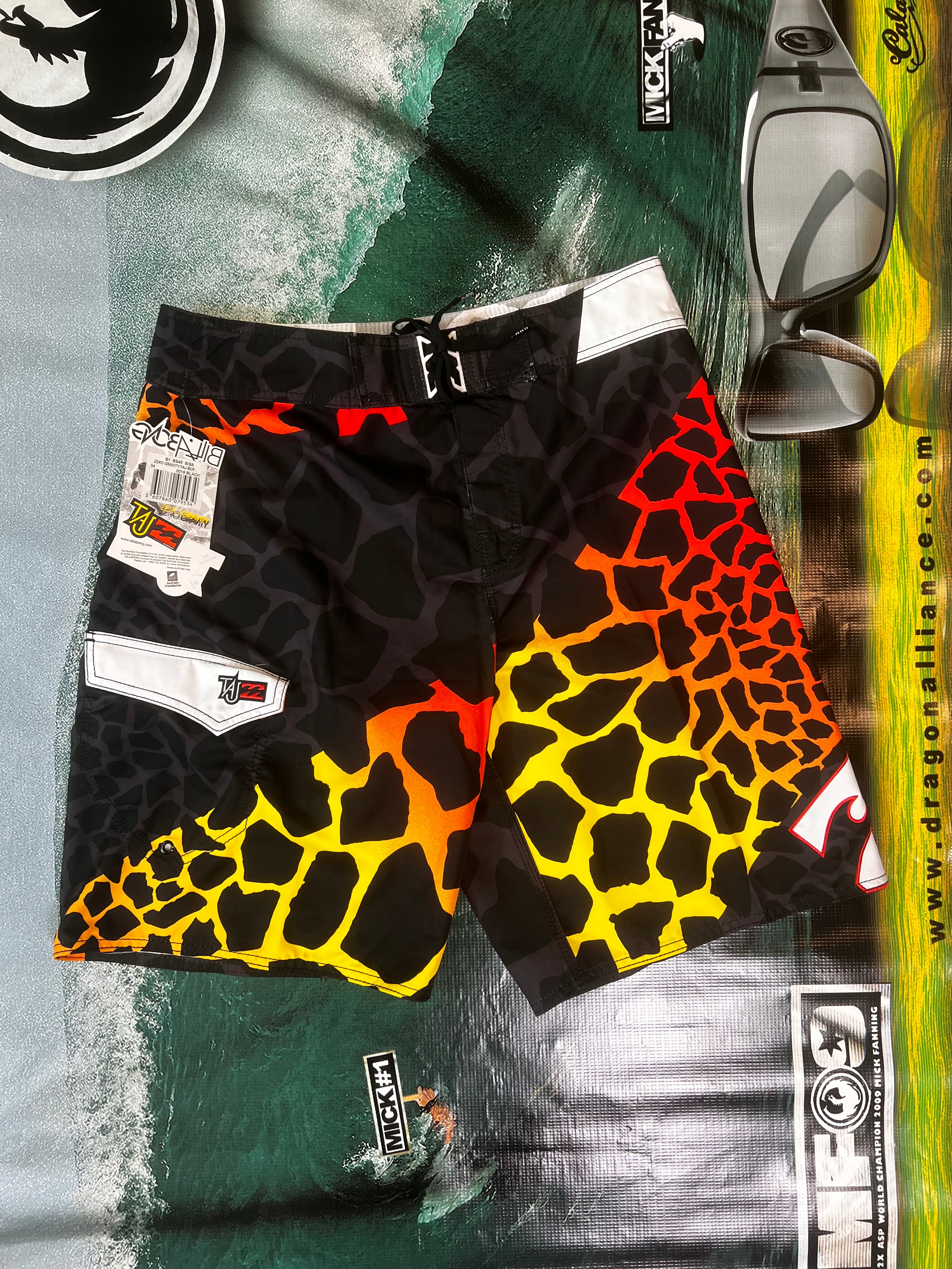 Y2K Billabong "Taj Burrow - Zero Gravity Signature Series Boardshorts (34) * DEADSTOCK