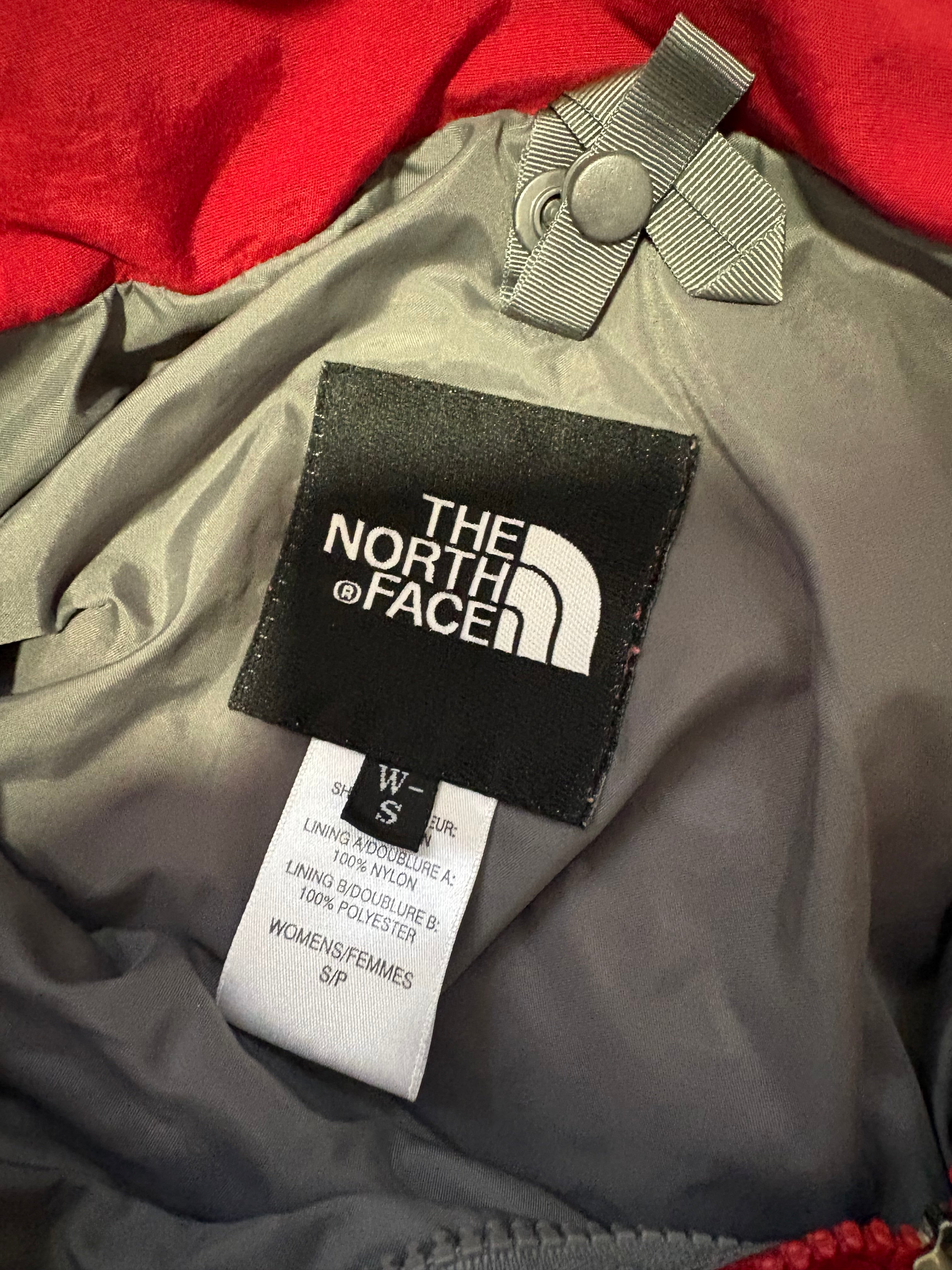 2000’s The North Face HyVent Jacket Red Size S