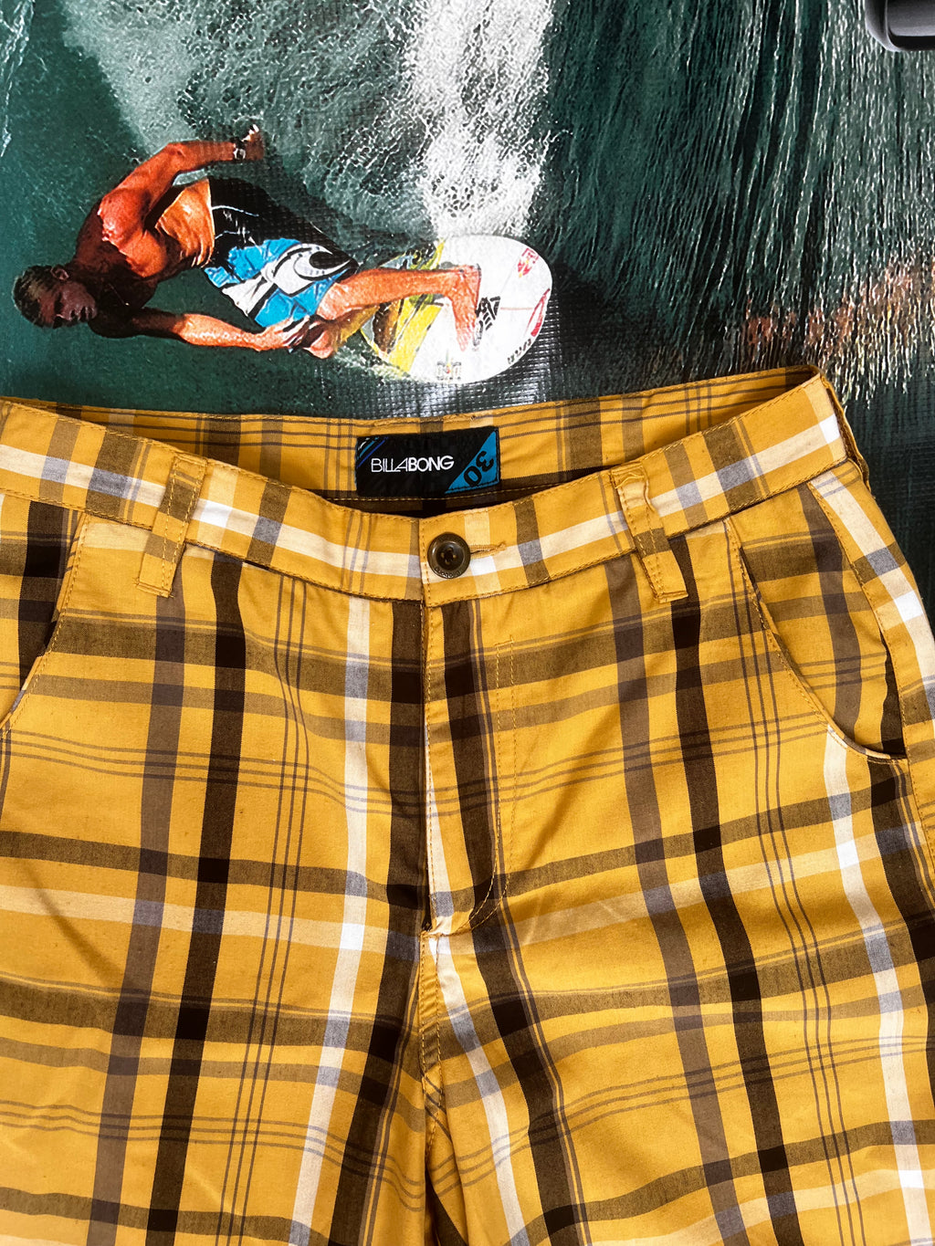 Y2K Billabong Plaid Shorts Yellow Check (30)