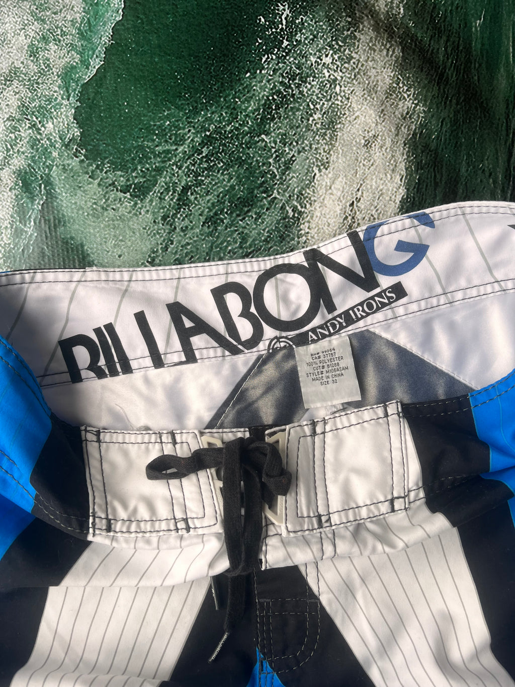 Y2K Billabong Andy Irons Boardies (32)