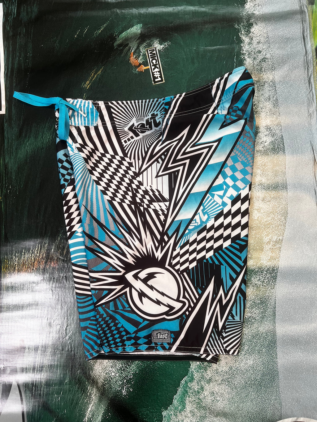 Y2K Lost Boardshorts (34)