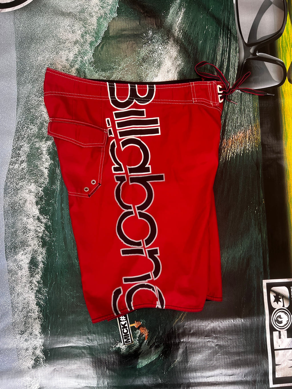 Y2K Billabong Occi Lupo Boadshorts (32)
