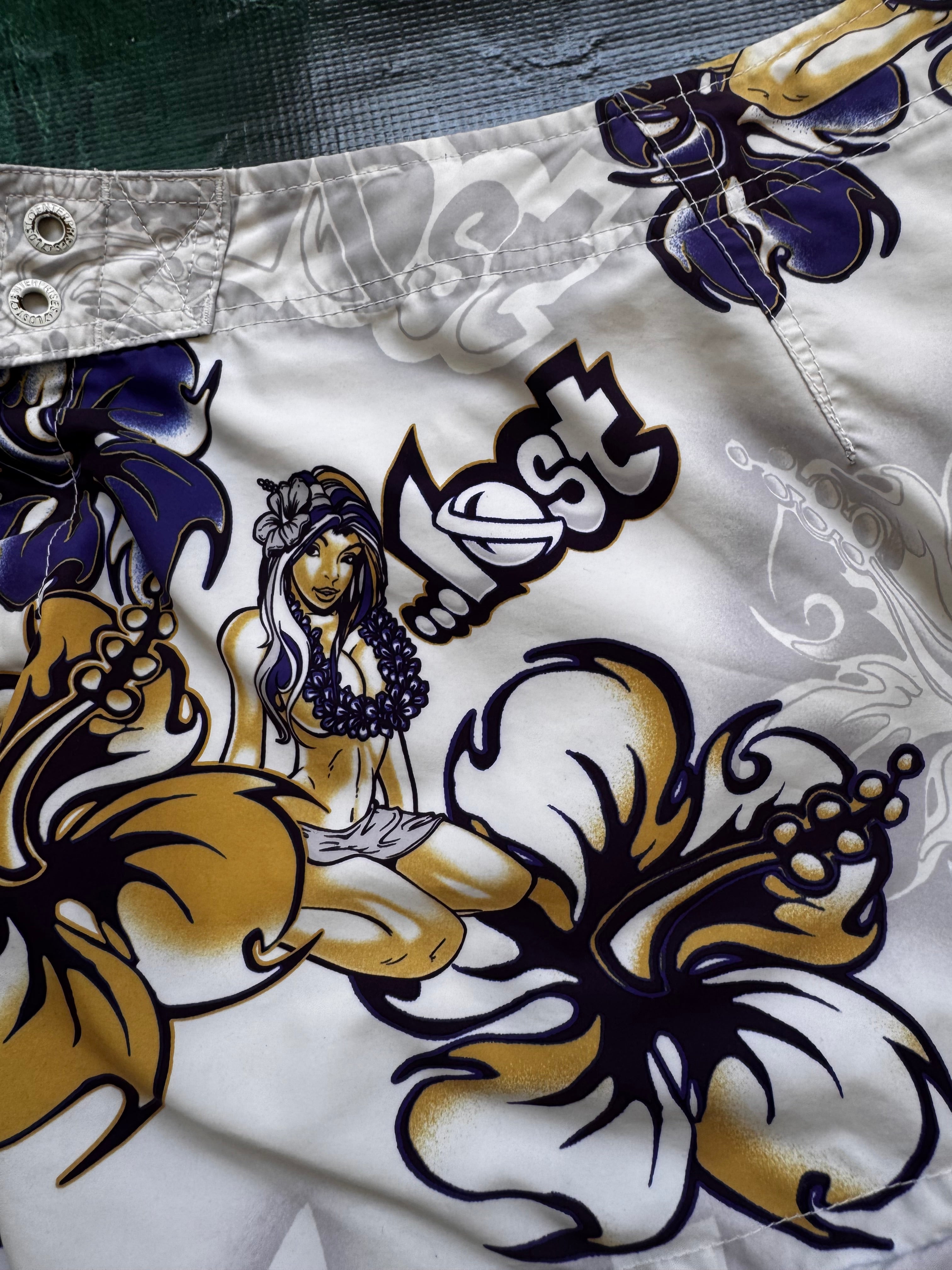 Y2K Lost Boardshorts (32*)