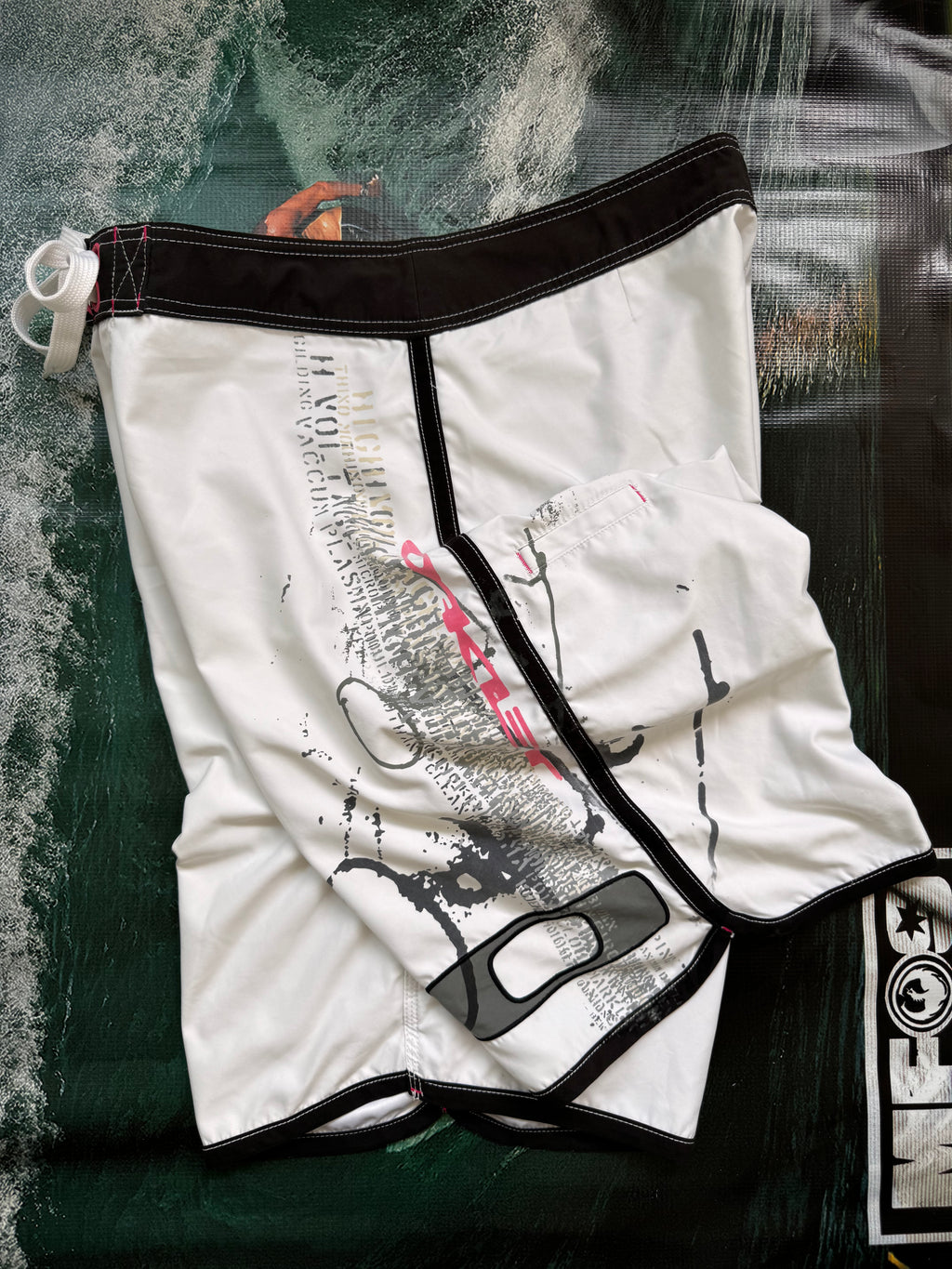2000´s Oakley Boardshorts (36*)