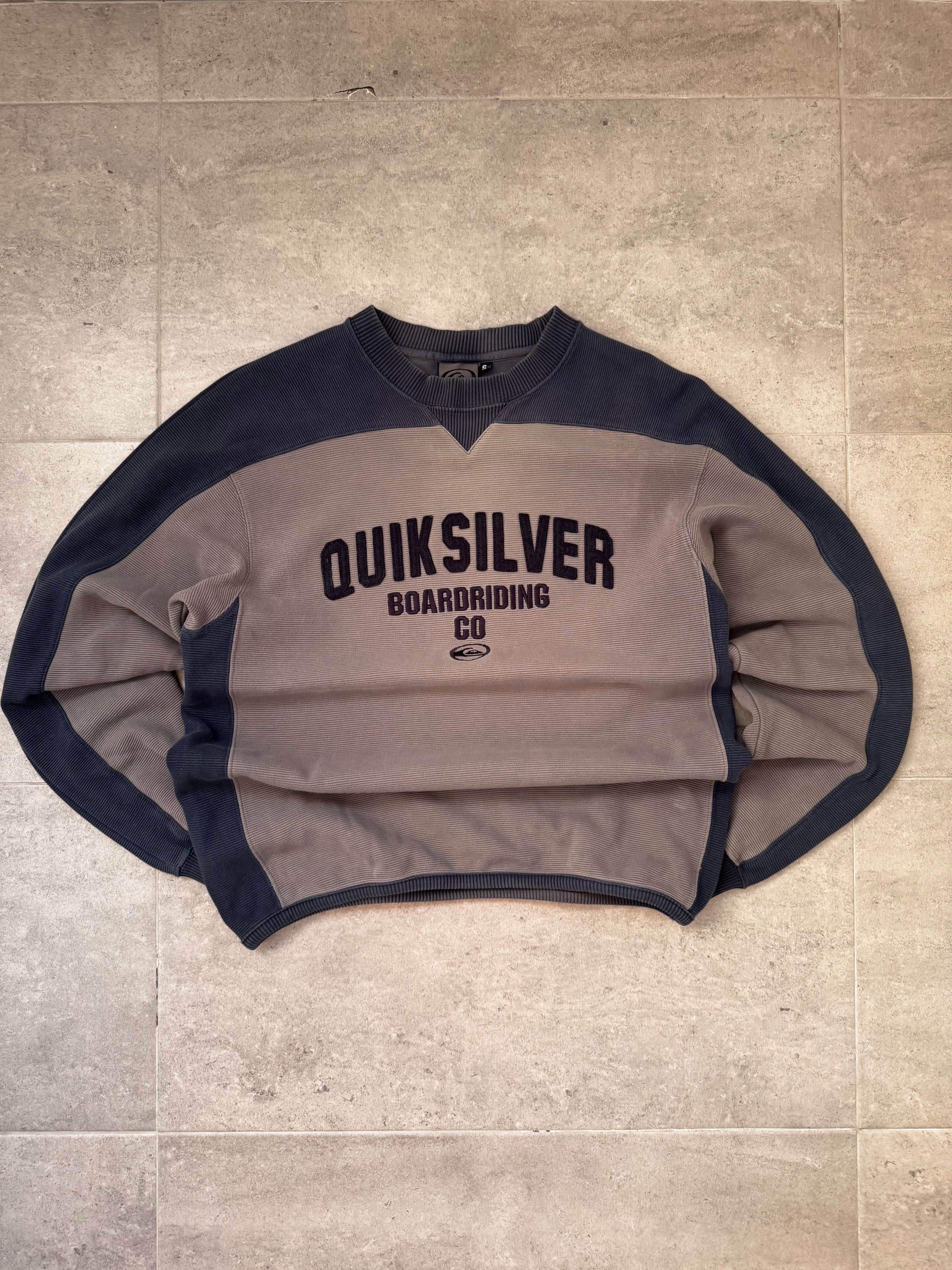 90s Quiksilver vintage sweatshirt in grey and navy, size S - front view