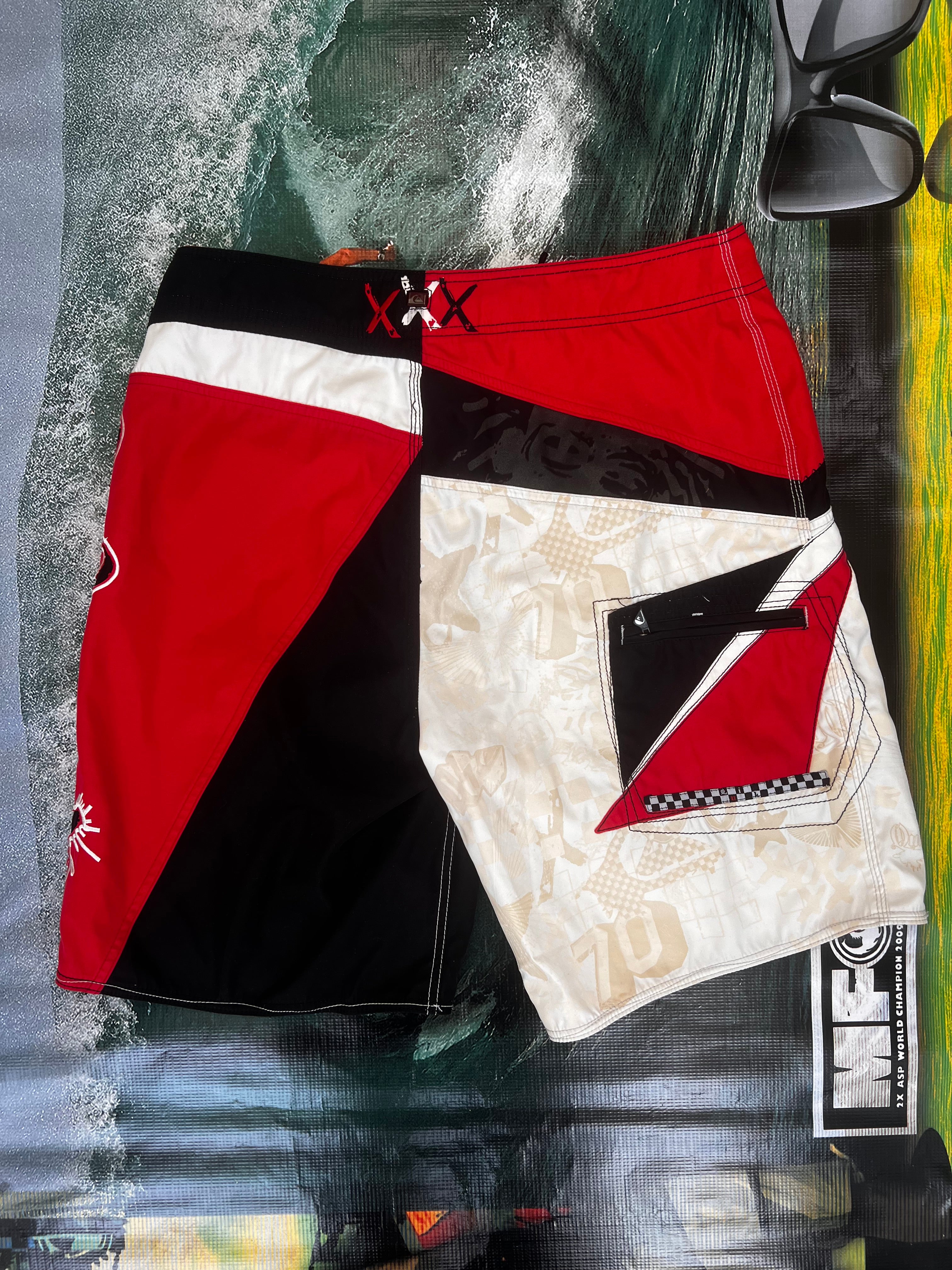 Y2K Quiksilver Boardshorts (33)