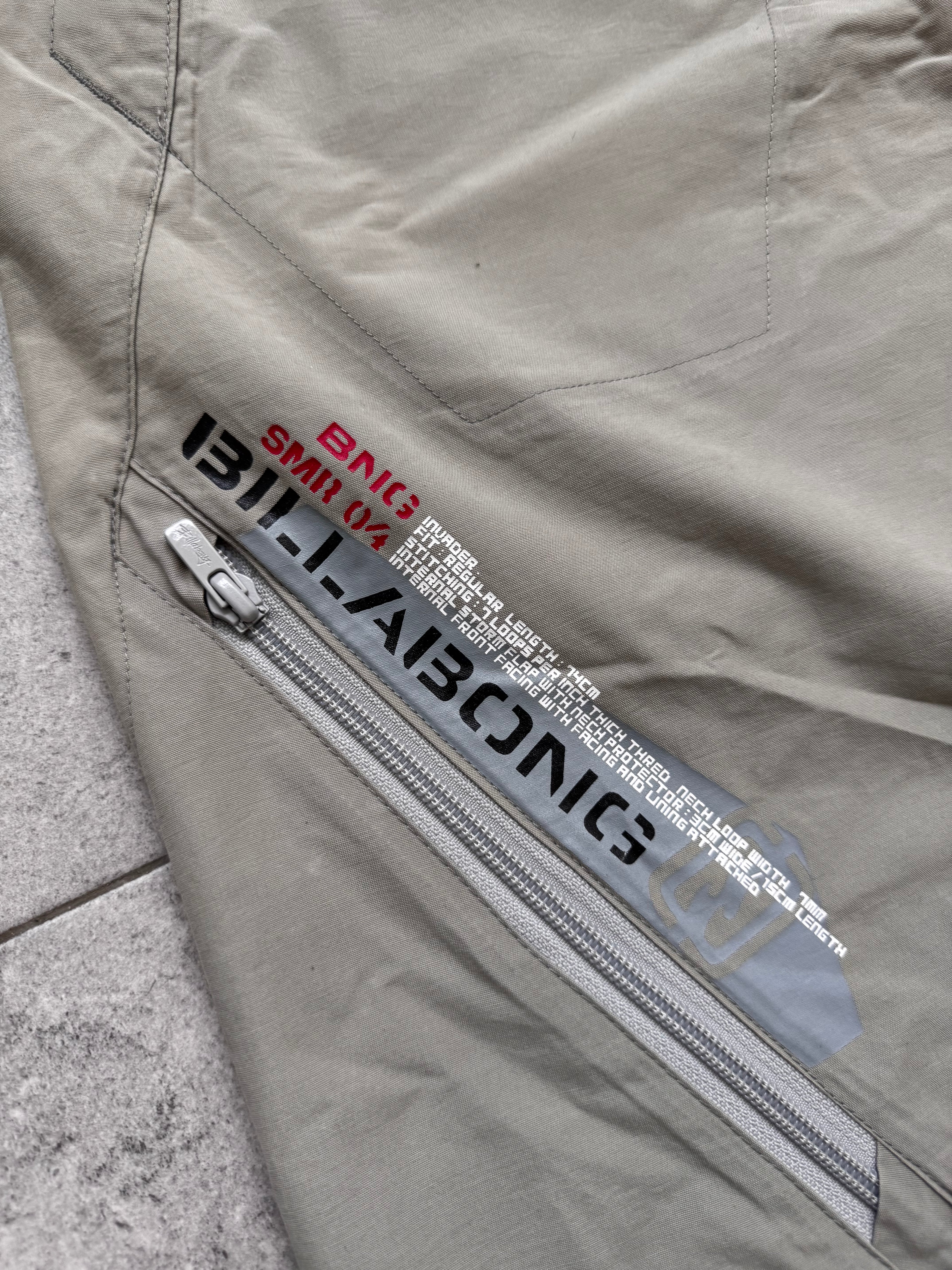 Y2K Billabong vintage shorts back detail — genuine vintage surfwear