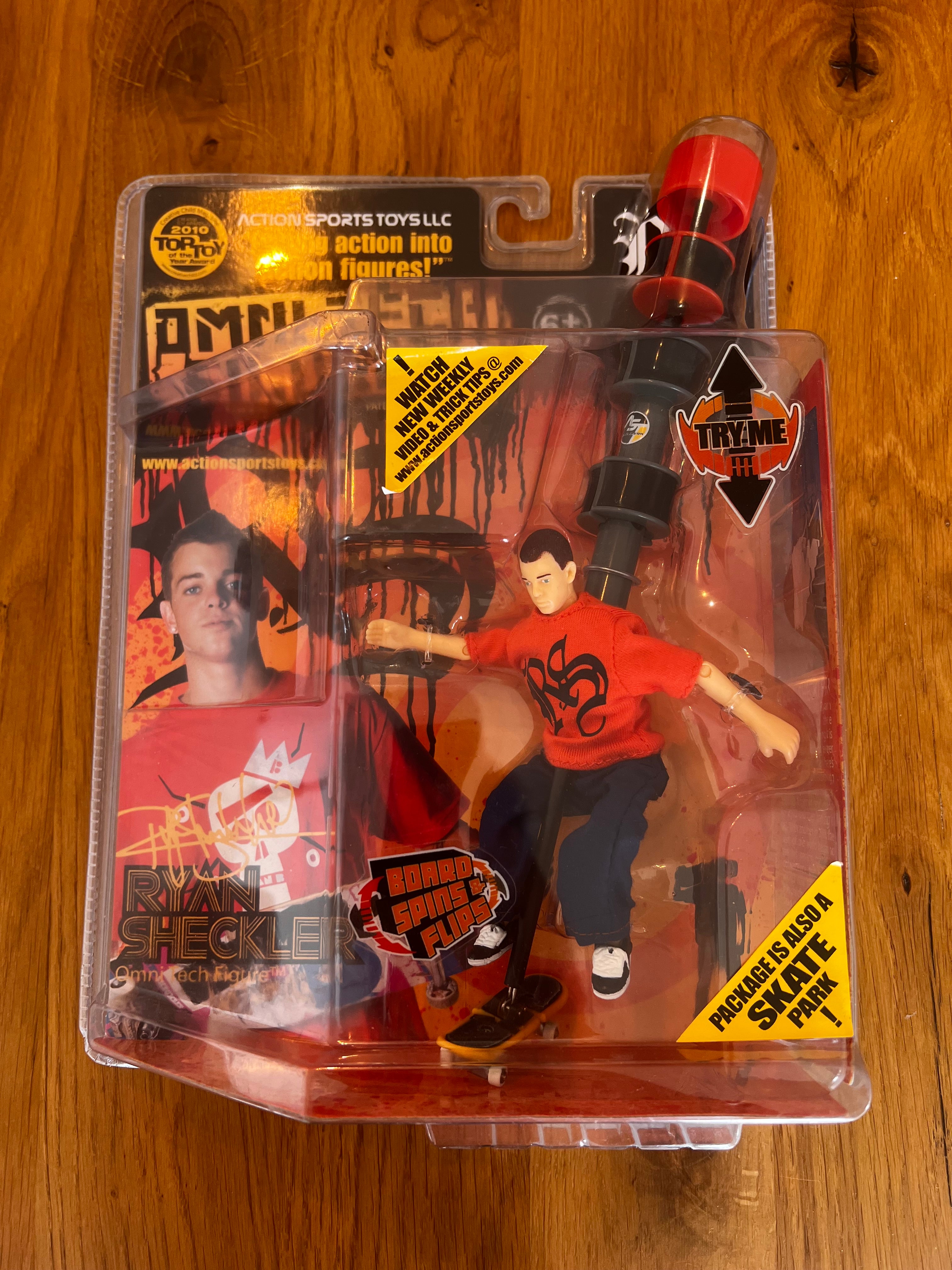 Ryan Sheckler Skateboard Figure – Omni Tech – Action Sports Toys – Sealed – 2008