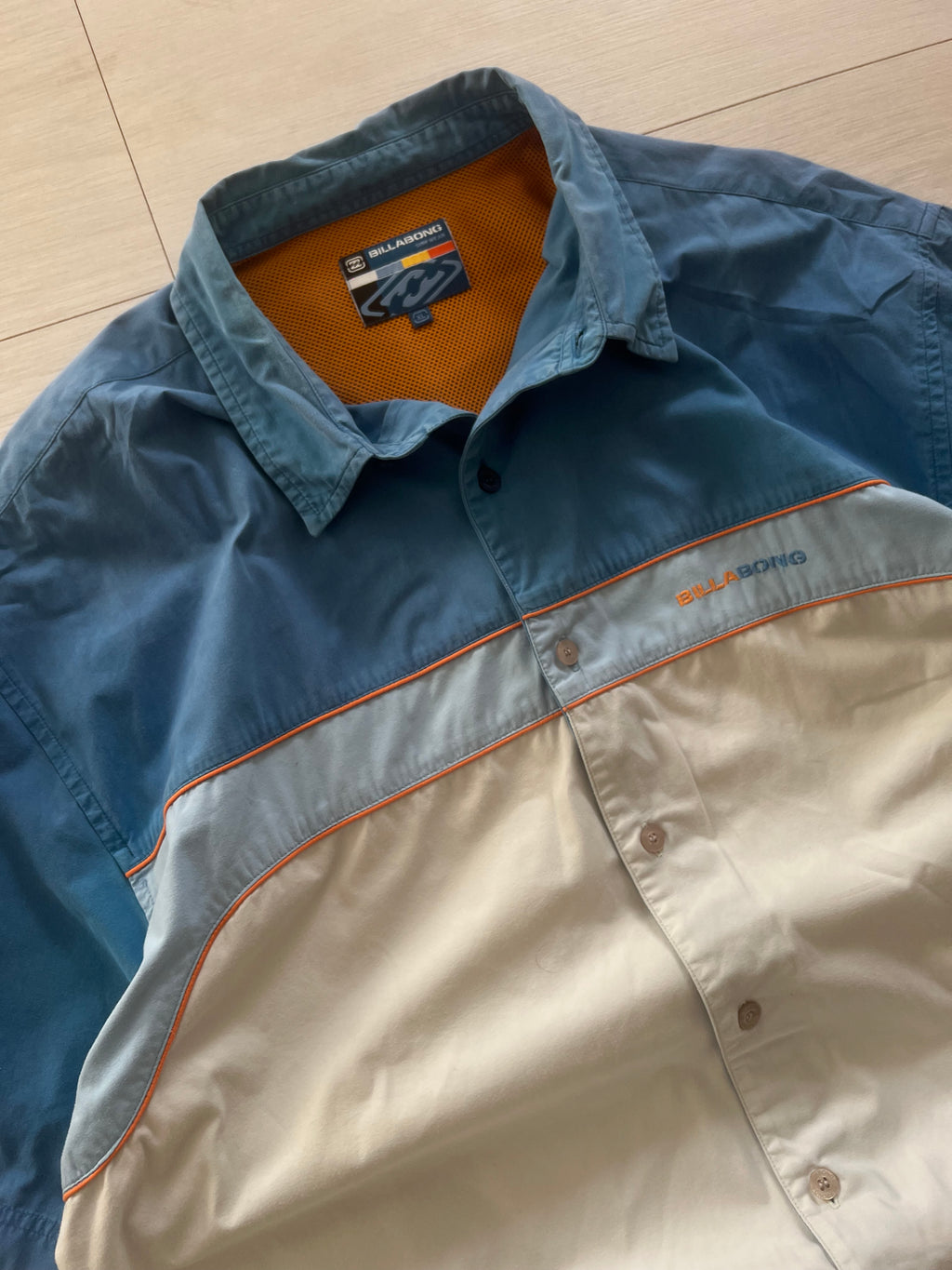 2000’s Billabong Shirt (XL)