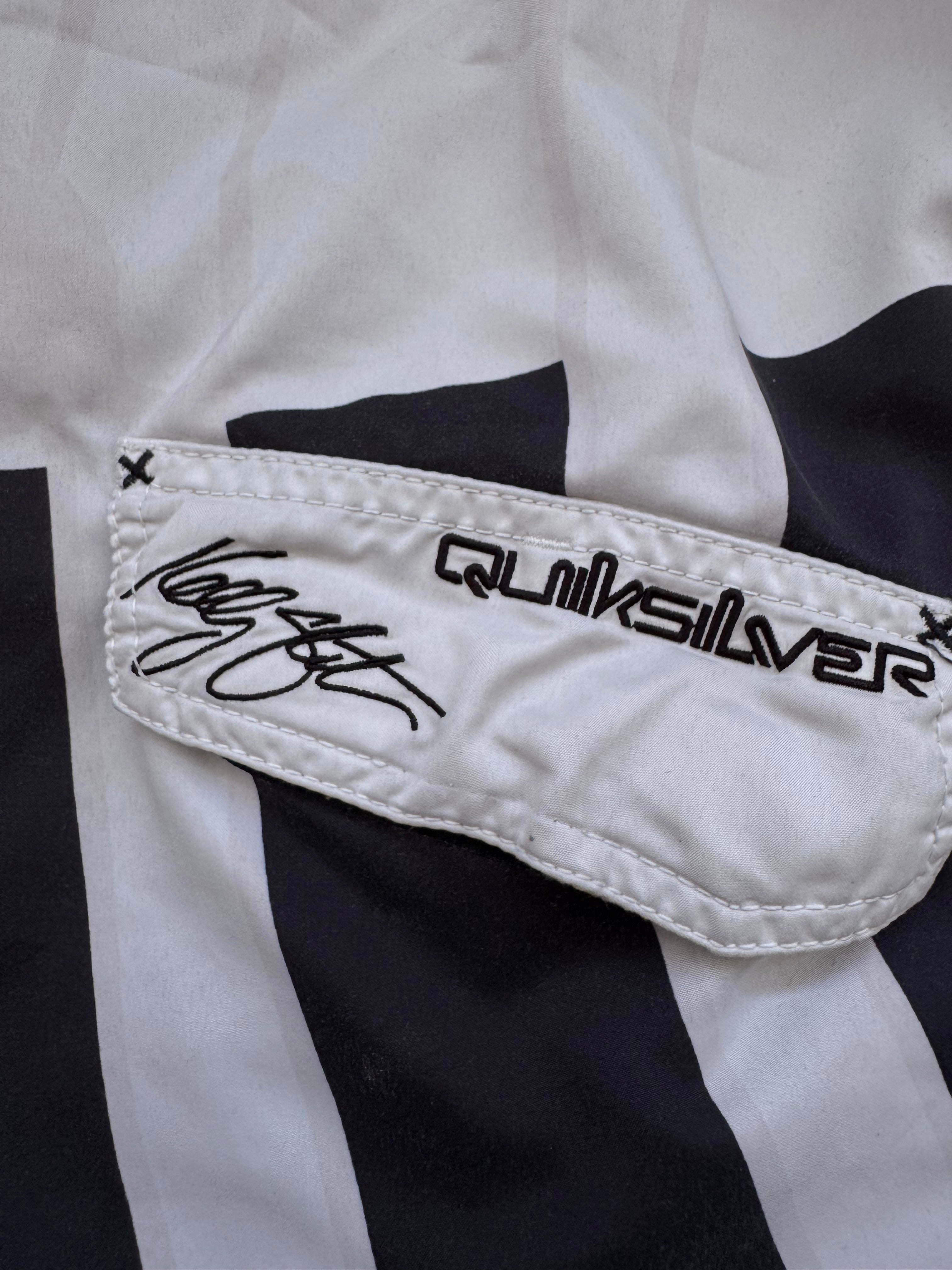 Y2K Quiksilver Kelly Slater boardshorts white/black size 28 – back view