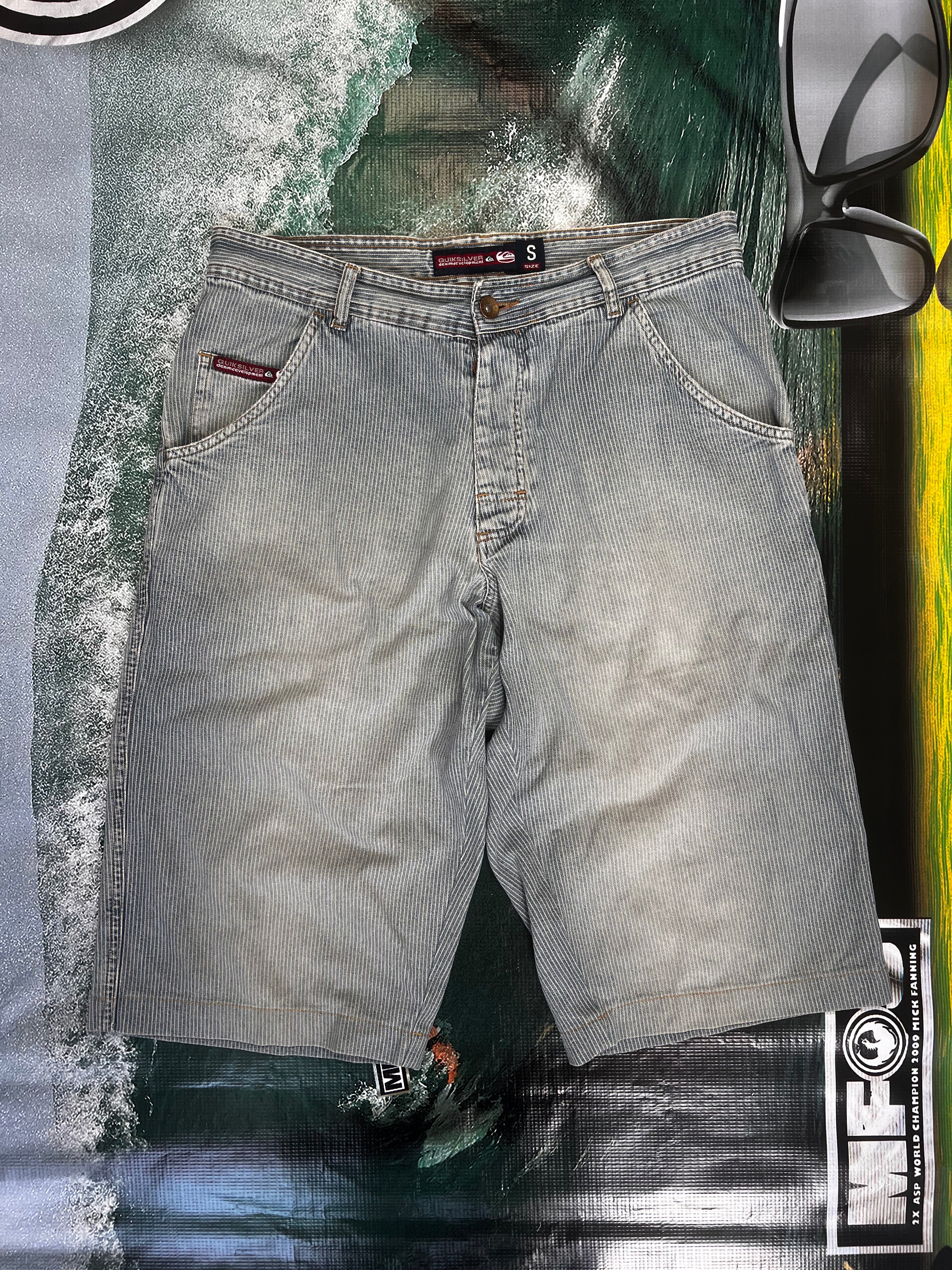 2000’s Quiksilver Shorts (S)