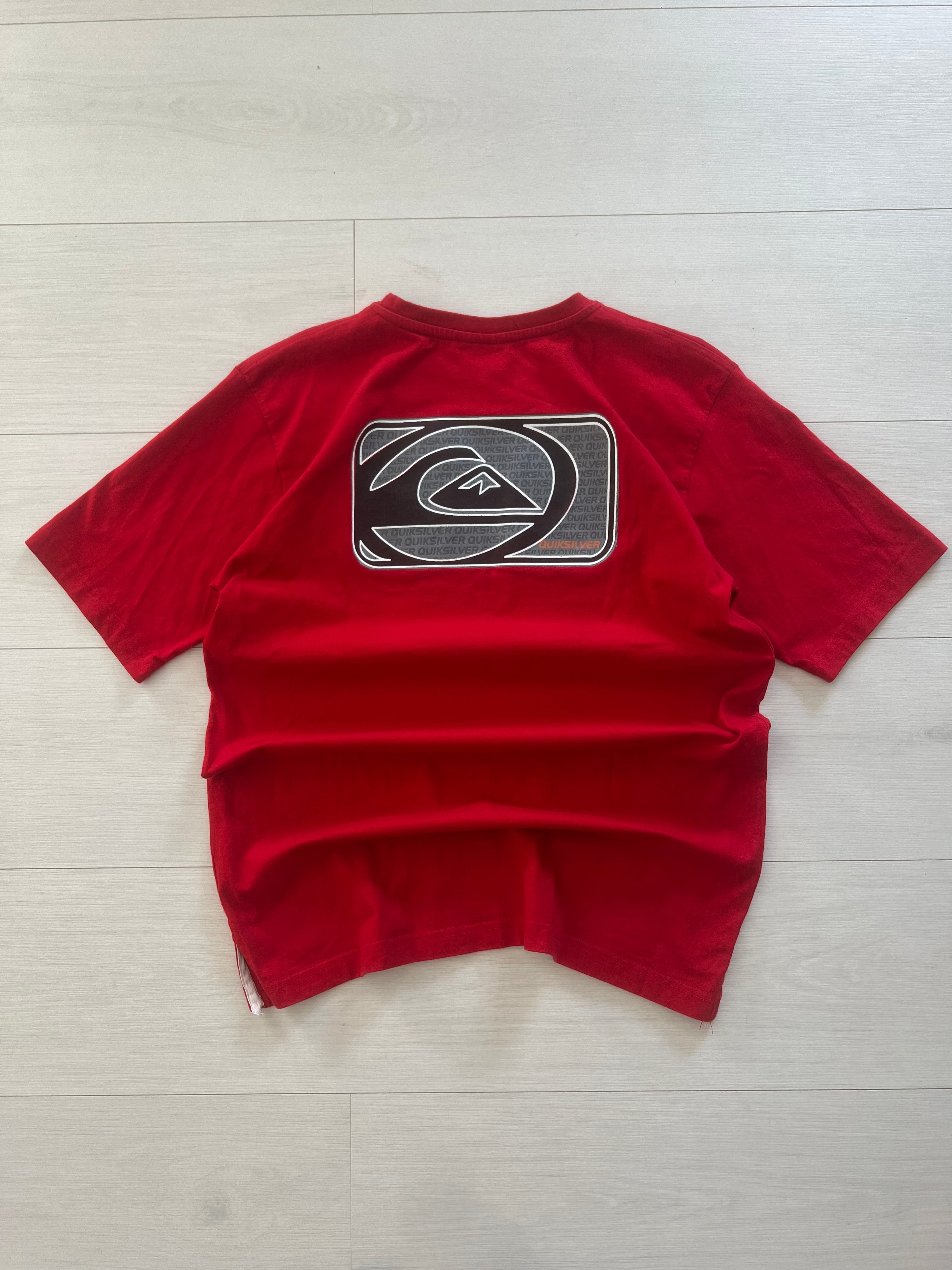 Y2K Quiksilver T-Shirt (S)