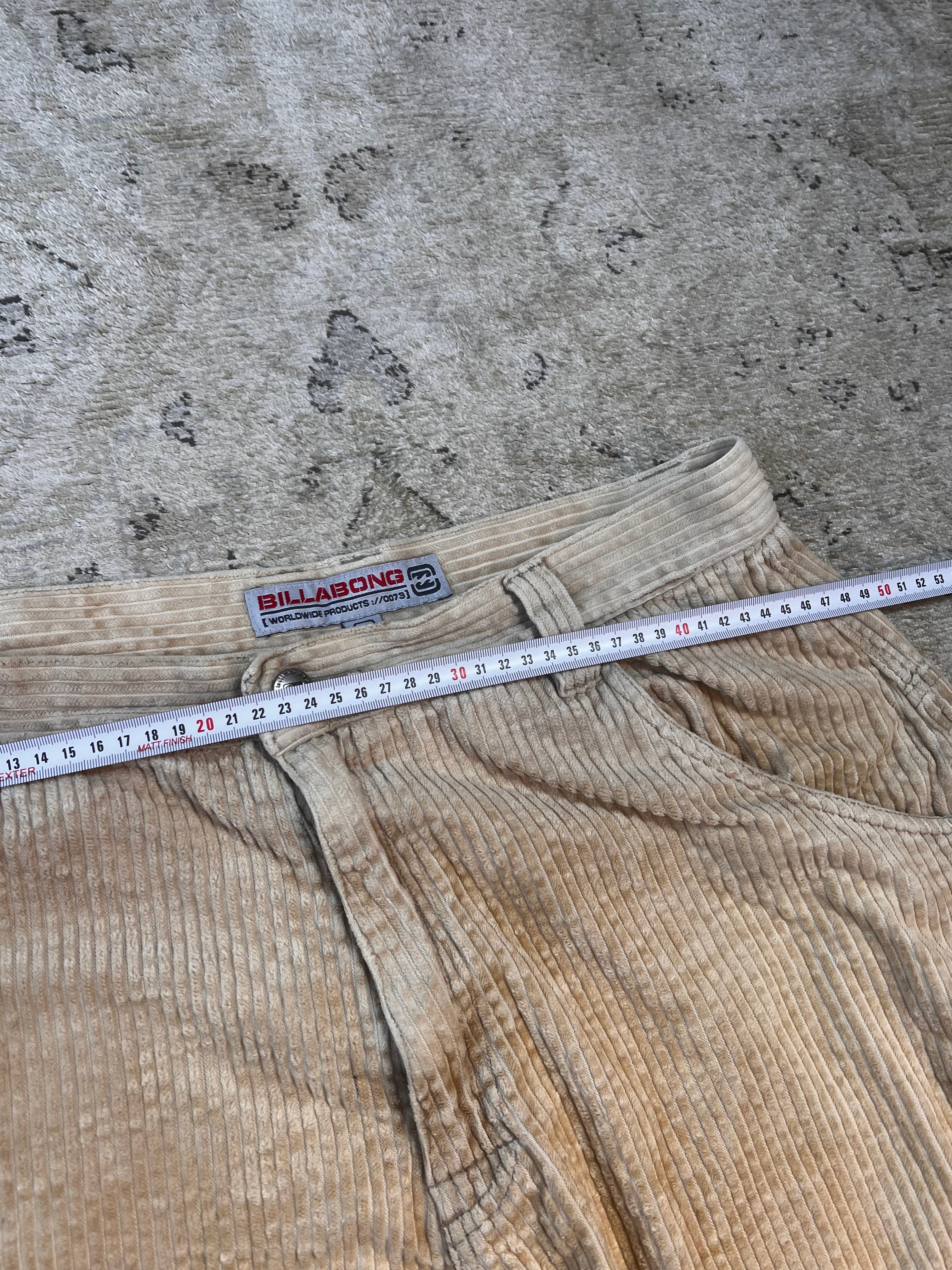 Billabong Corduroy Pants (L)