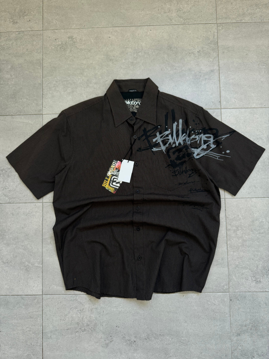 Deadstock Y2K Billabong t-shirt, brown, size M - back