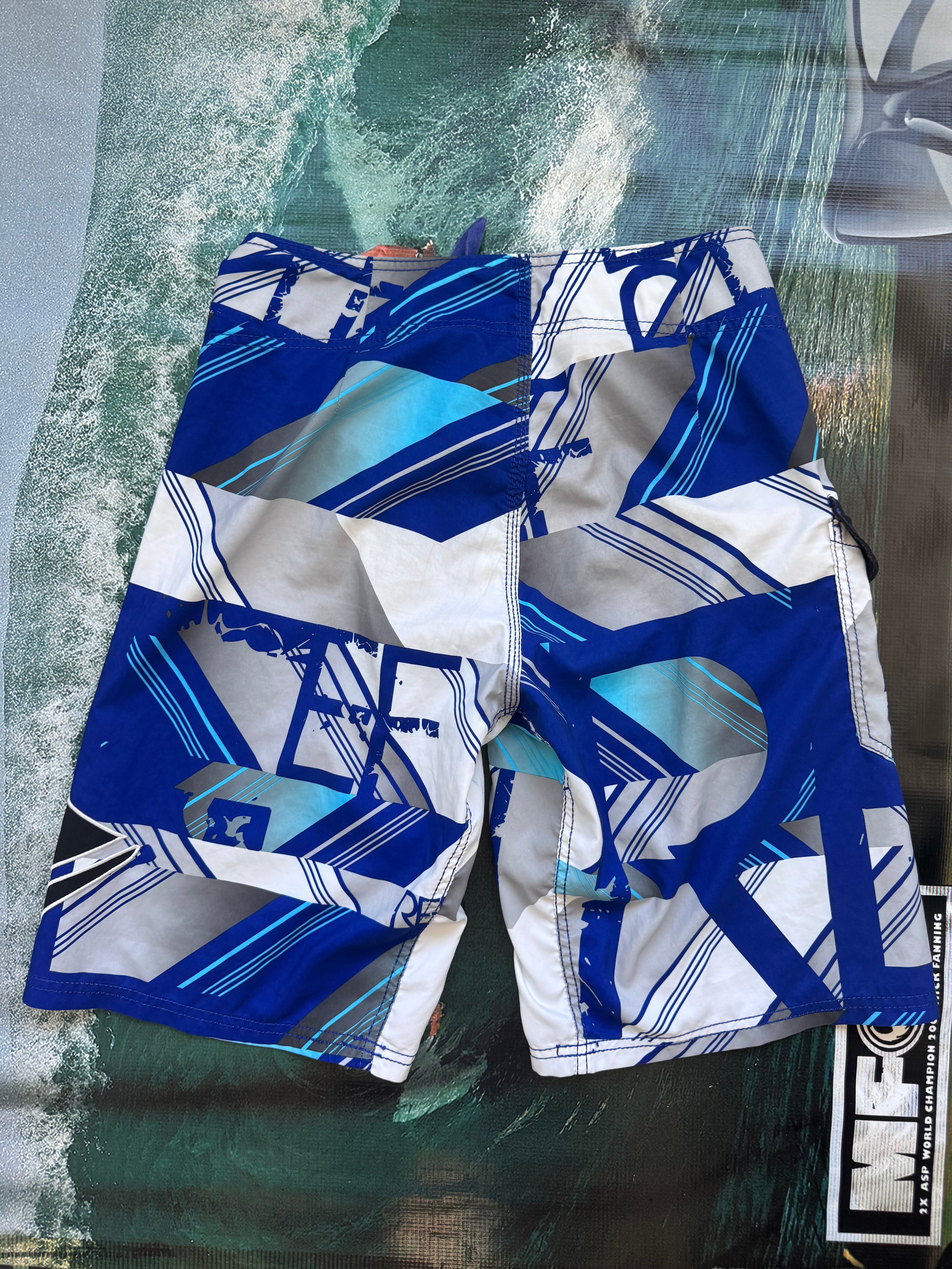 Y2K Reef boardshorts in blue, white and grey, size 32, vintage surf shorts - detail view