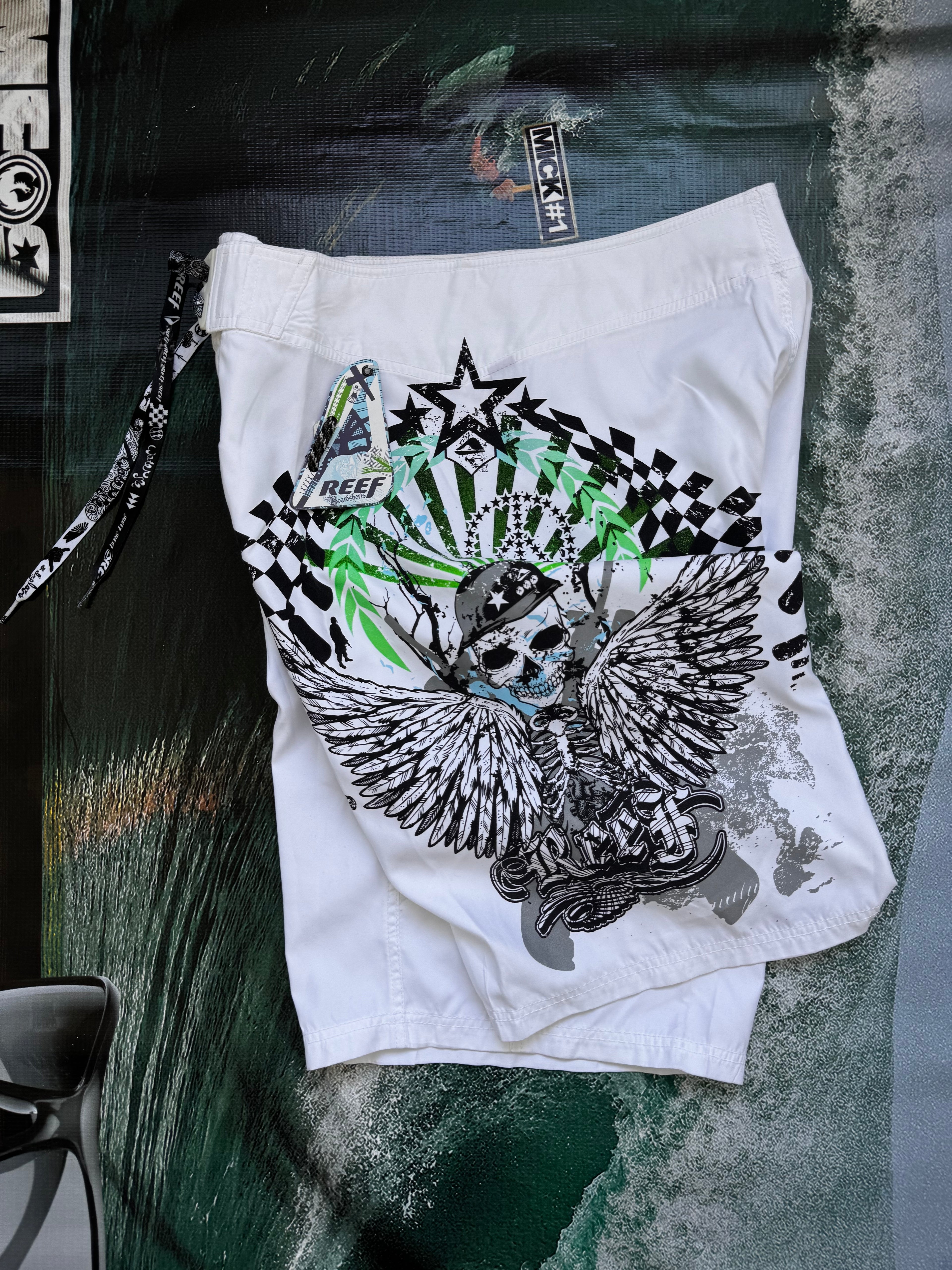 Y2K Reef brand new boardshorts front — never worn vintage surf boardies
