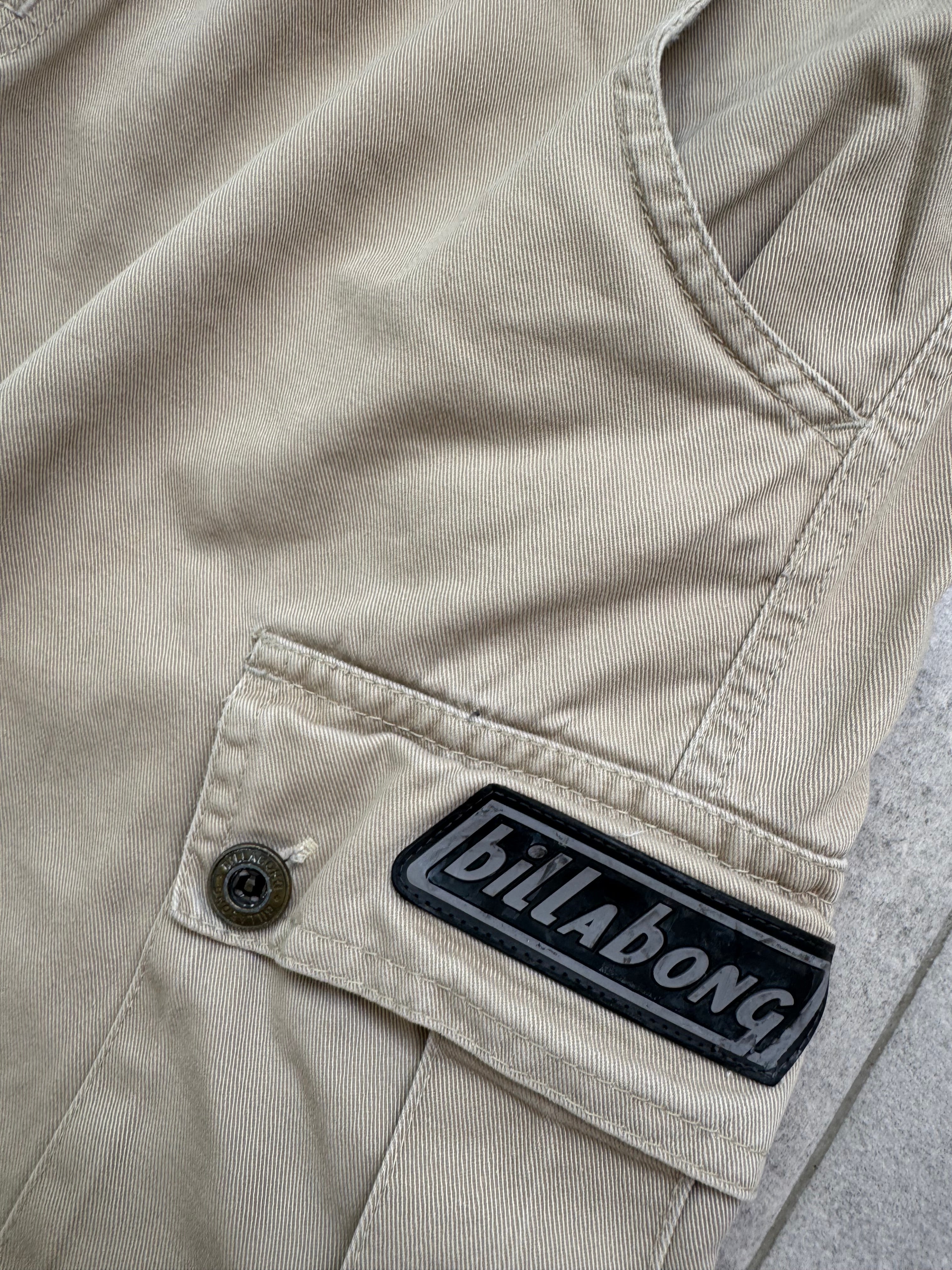 90s Billabong vintage cargo pants in beige, waist 28, surf and skate trousers - label detail