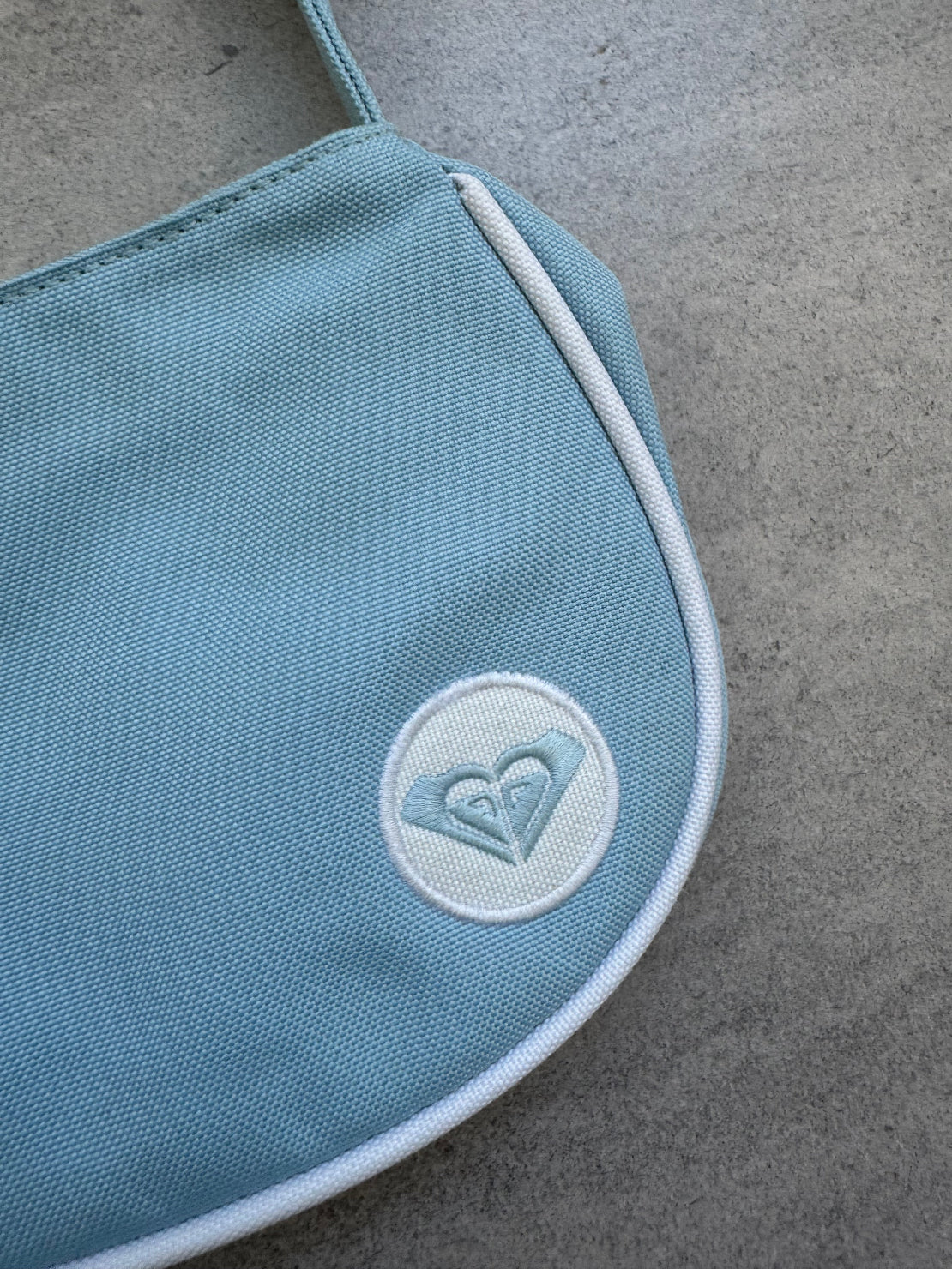 Vintage Y2K Roxy surf shoulder bag, blue - back