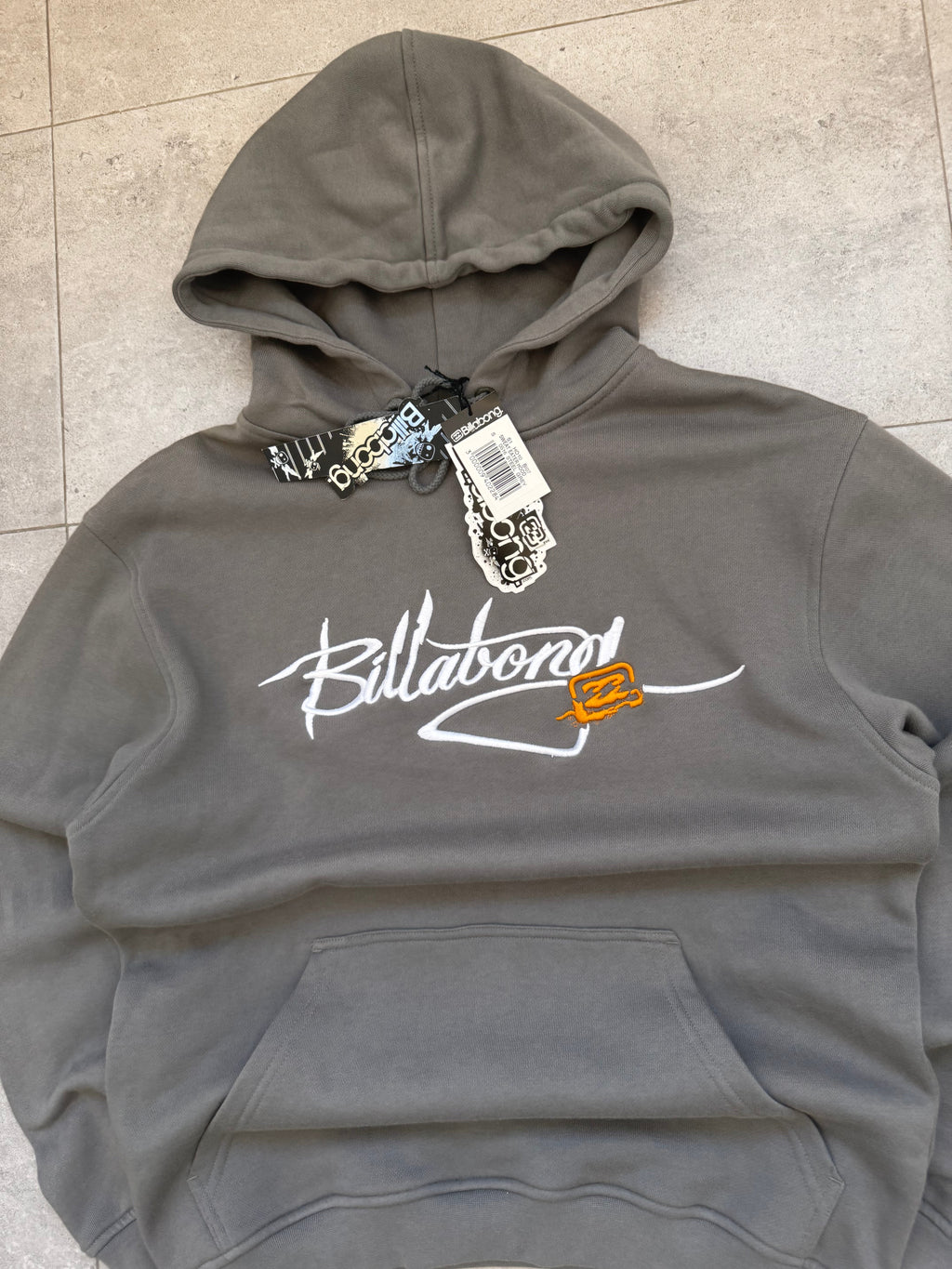 Y2K Billabong deadstock sweatshirt front — never worn vintage surfwear