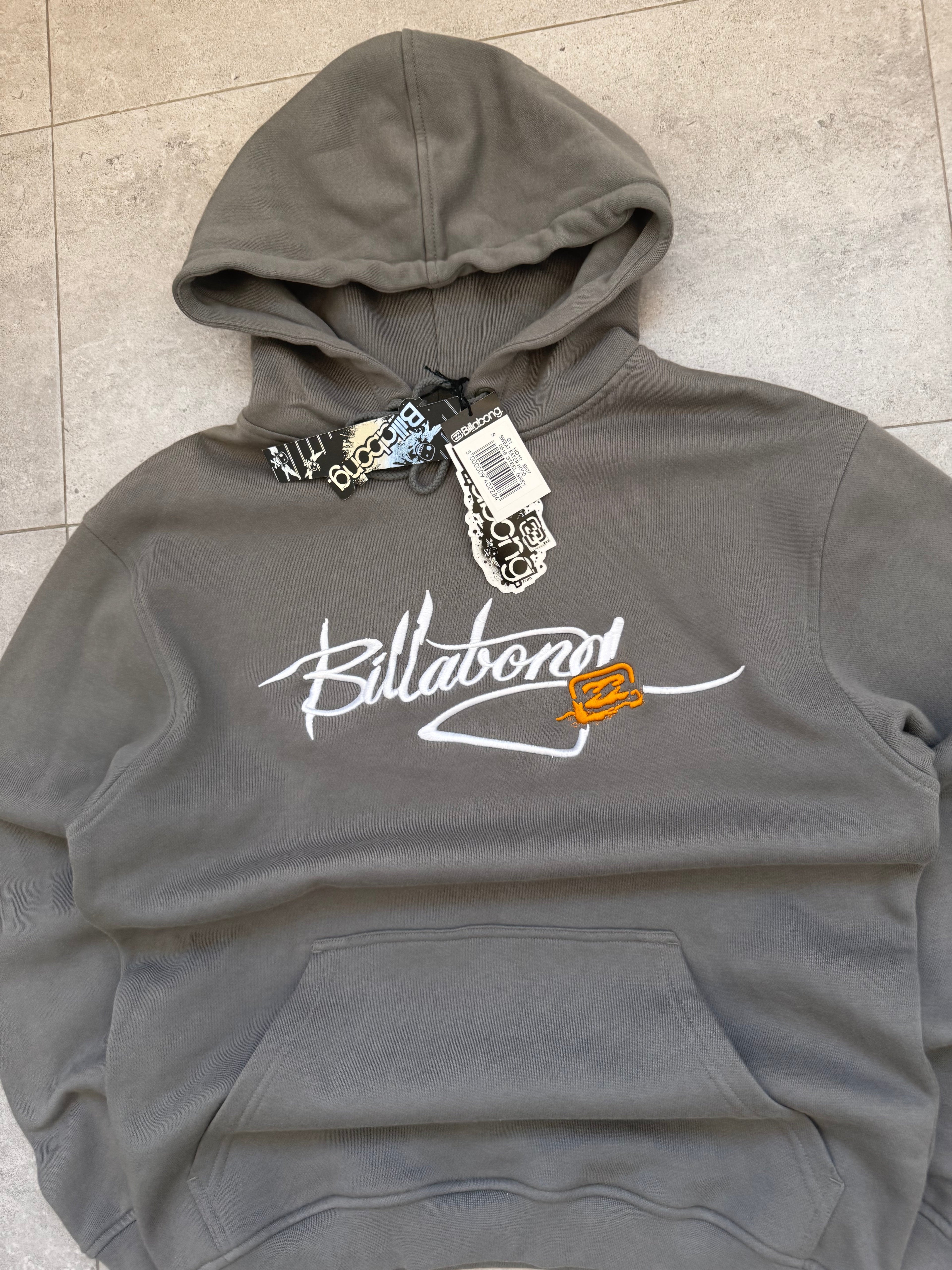 Y2K Billabong deadstock sweatshirt front — never worn vintage surfwear