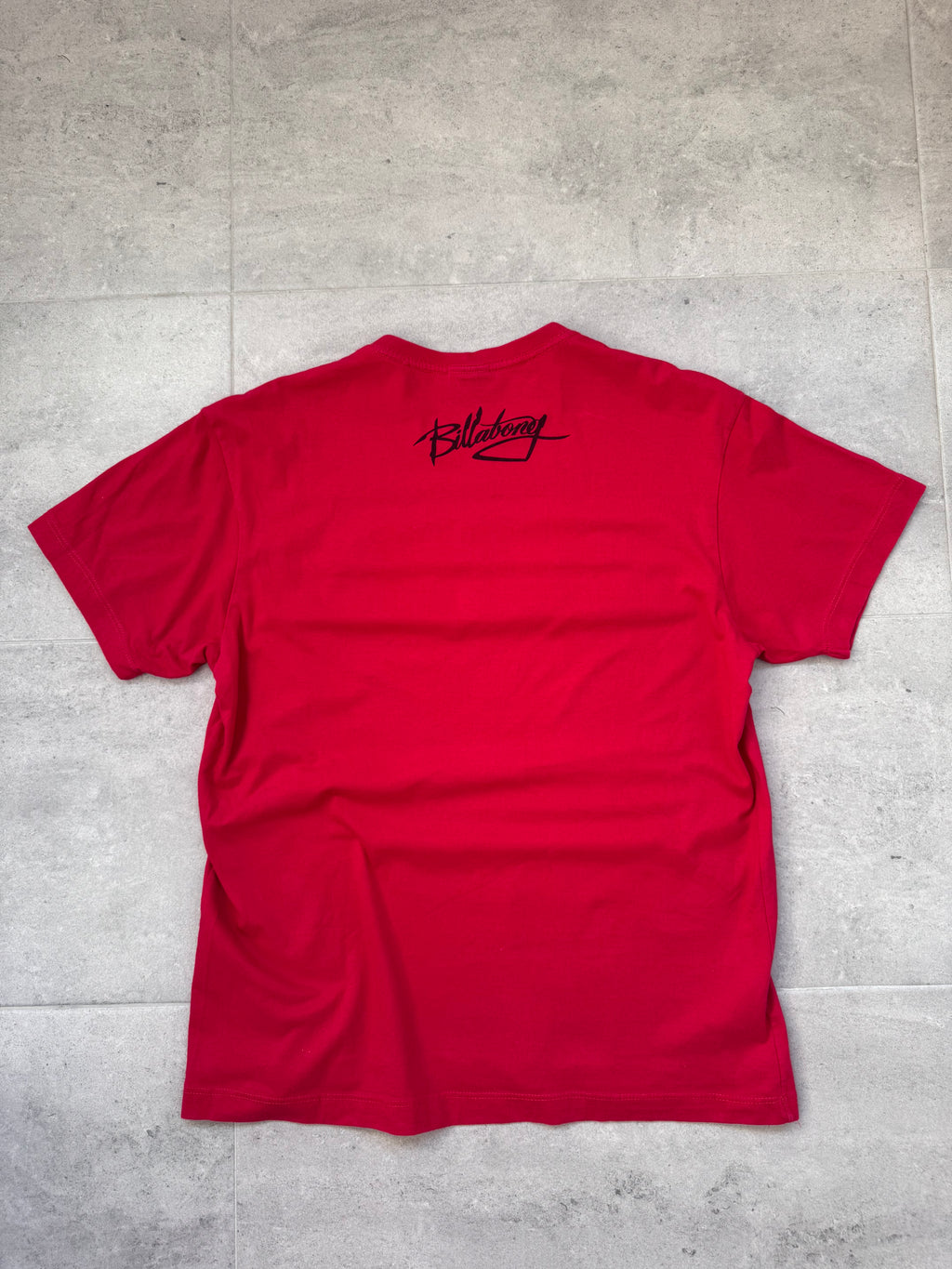 Y2K Billabong T-shirt in red, size L, vintage surf and skate tee - detail view