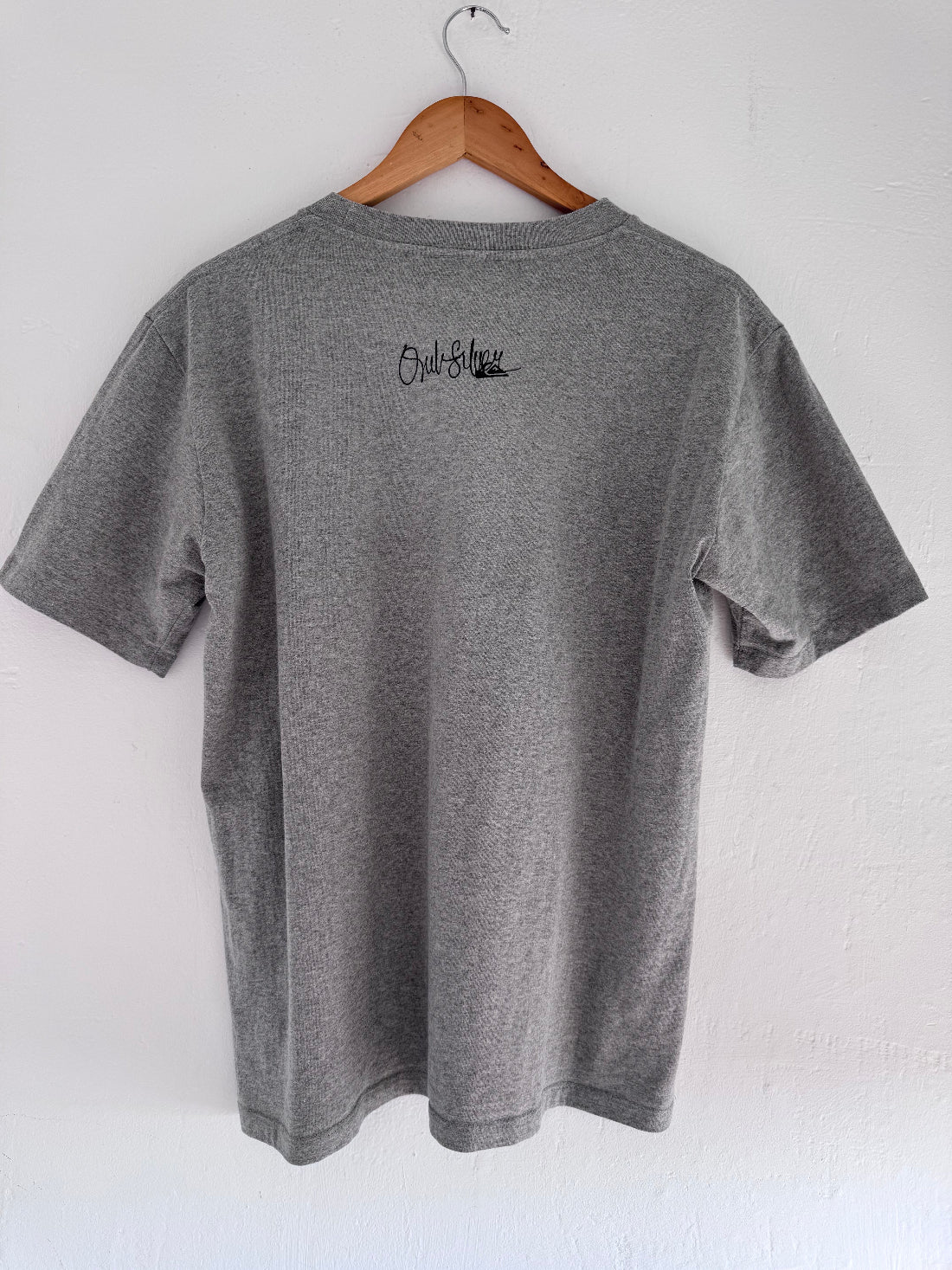 Y2K Quiksilver t-shirt grey size L – detail view