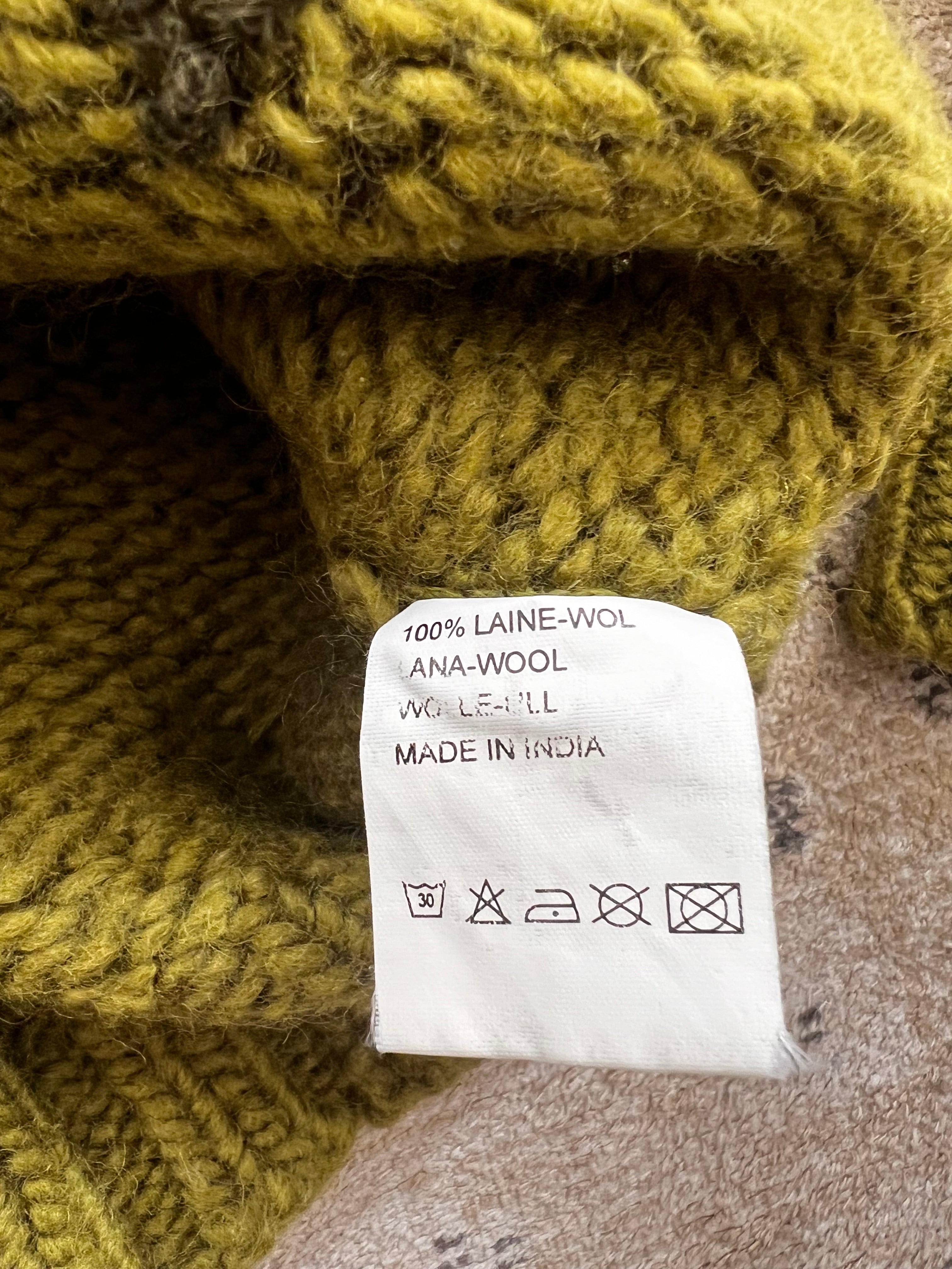 2000’s Rip Curl 100% Wool Turtleneck Knit Cropped Fit (M)