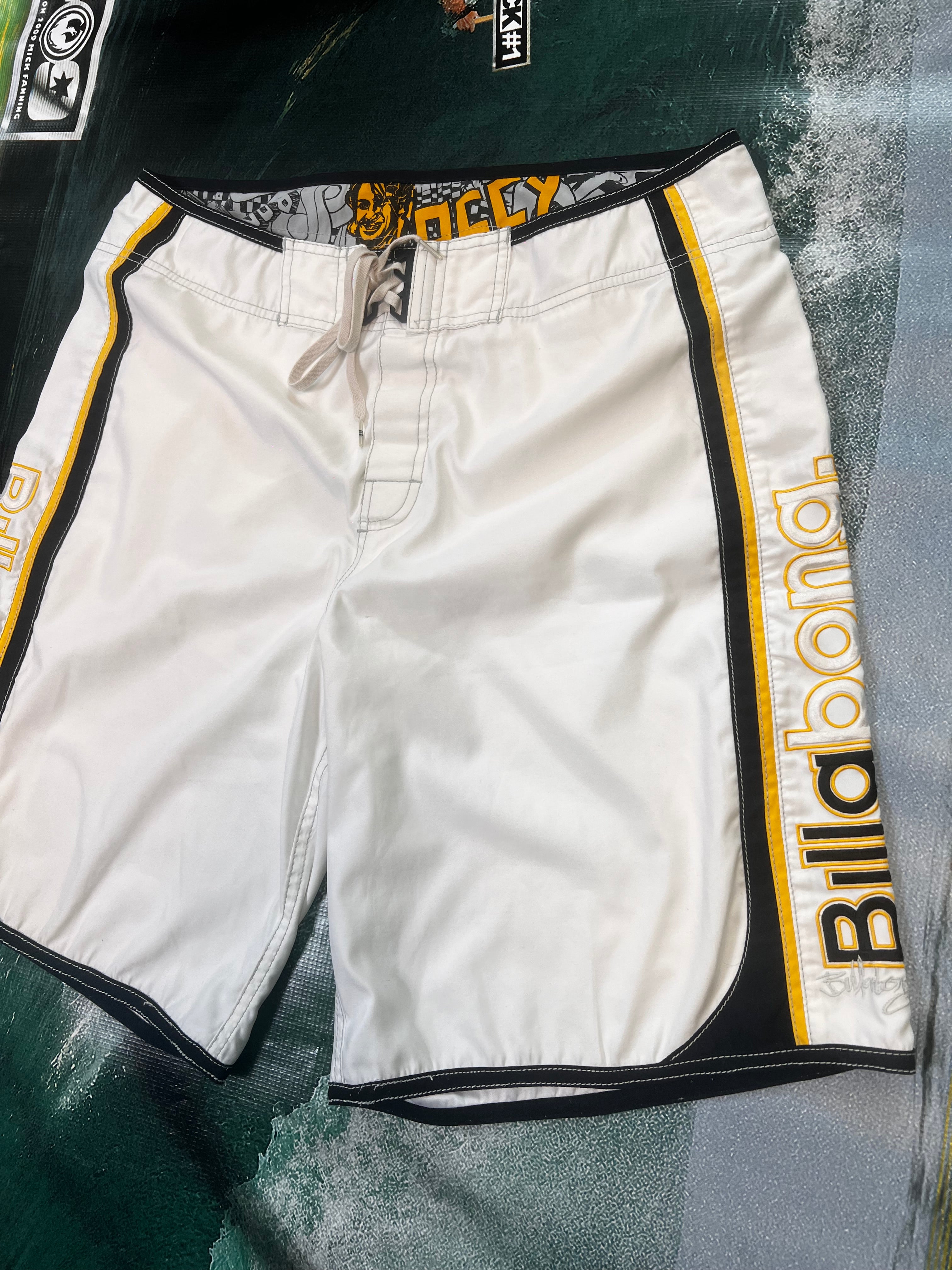 Y2K Billabong Boardies Occi Lupo (36)