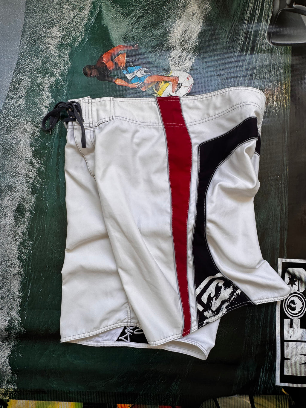 Y2K Billabong Andy Irons 3x World Champion Boardshorts (33*)