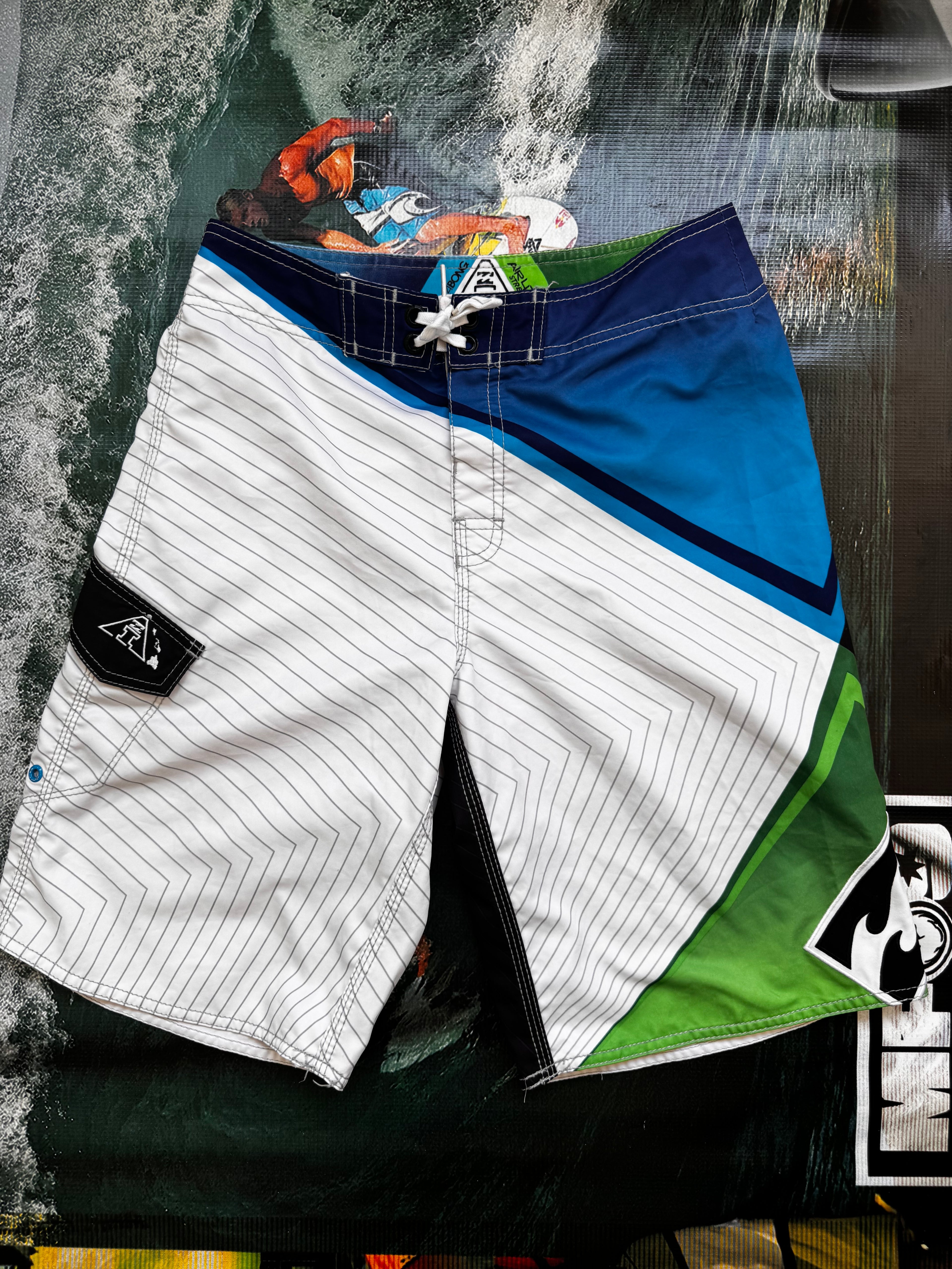 Billabong Andy Irons Airlite boardshorts size 14Y front view