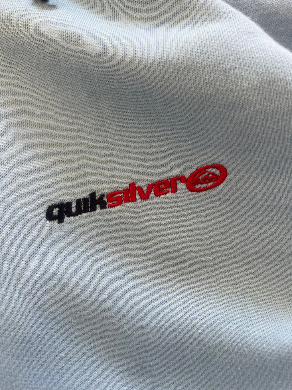 2000s Quiksilver sweatshirt detail — genuine vintage surfwear early 2000s