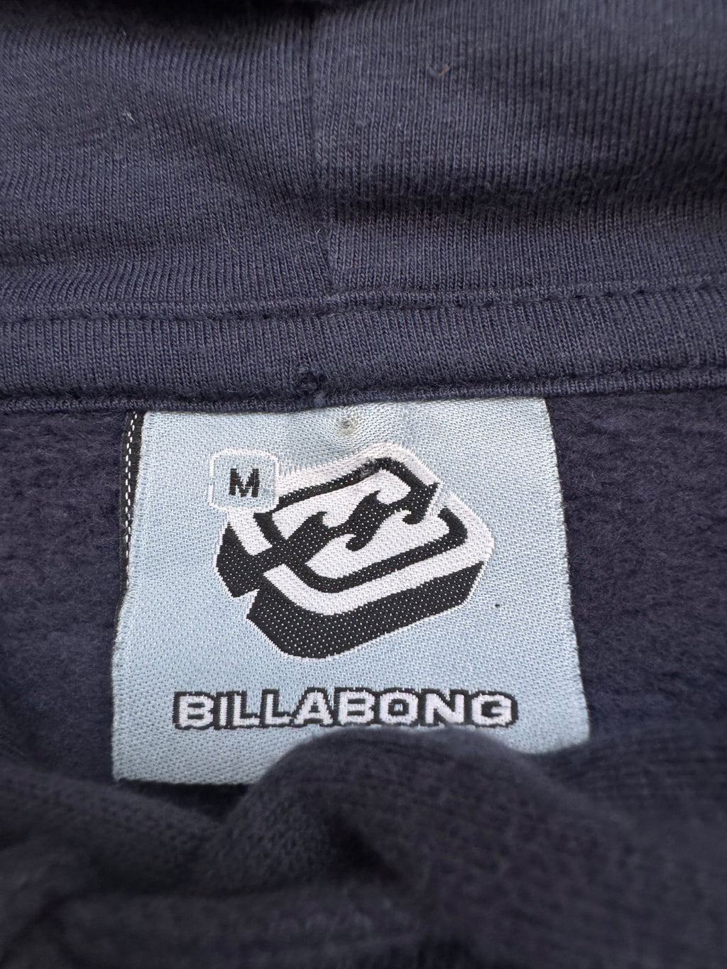 Y2K Billabong deadstock sweatshirt logo detail — authentic rare vintage surf brand