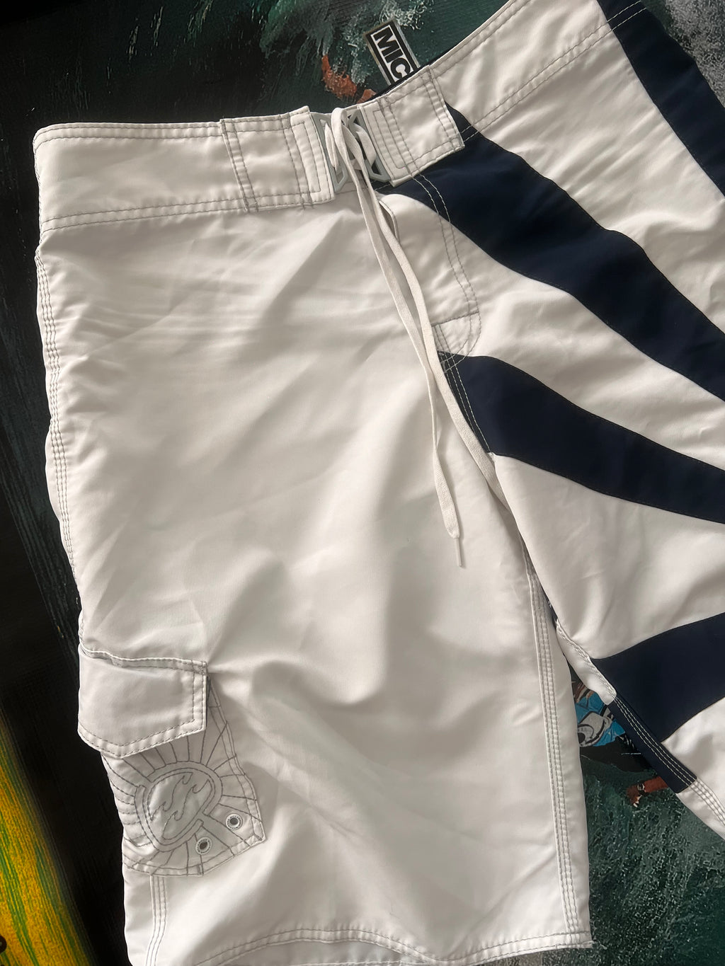 Y2K Billabong "Andy Irons - Rising Sun Signature Series" Boardshorts (34)