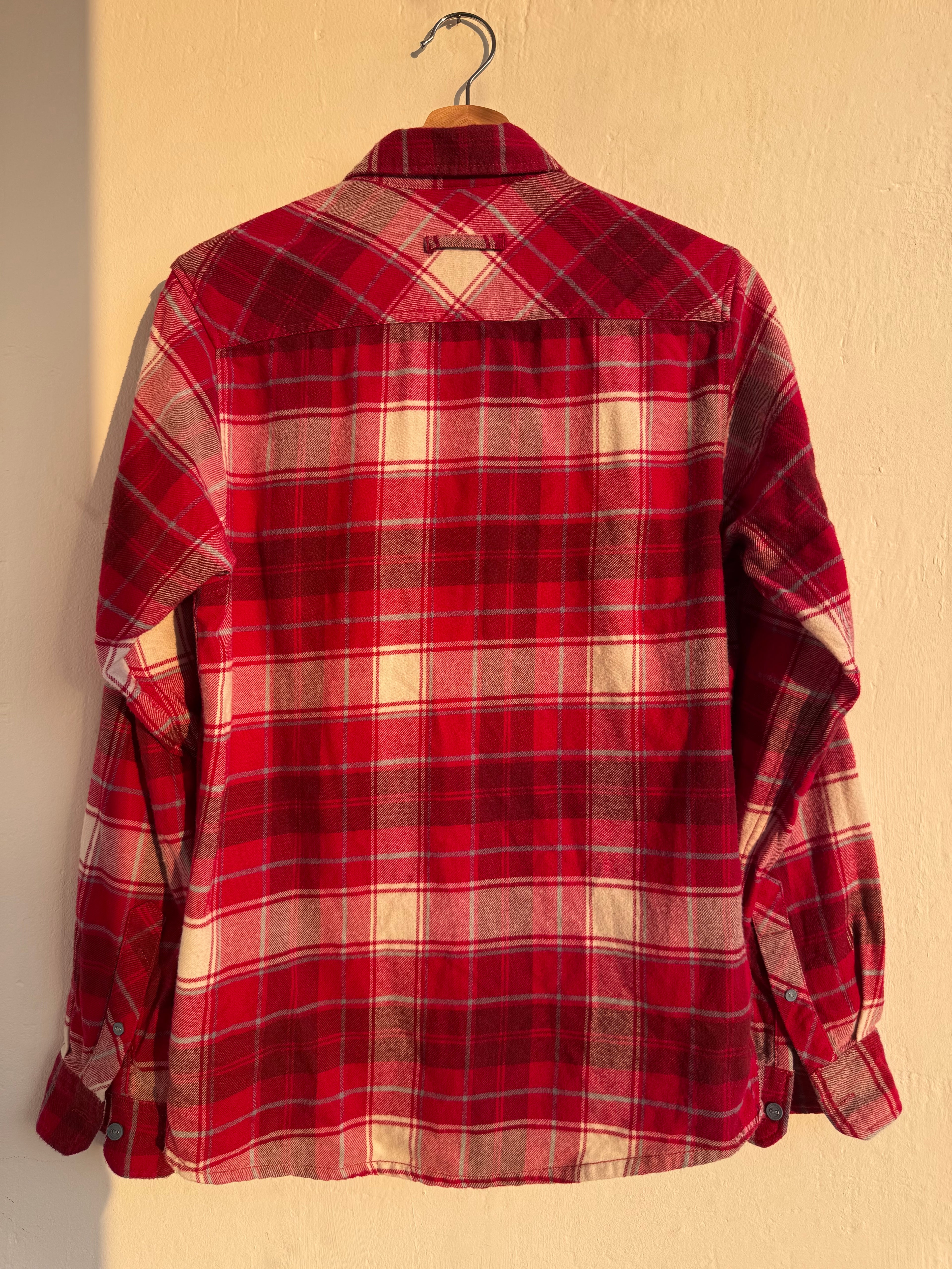 Y2K Quiksilver flannel plaid shirt in red and white, size S, vintage surf and skate - back view