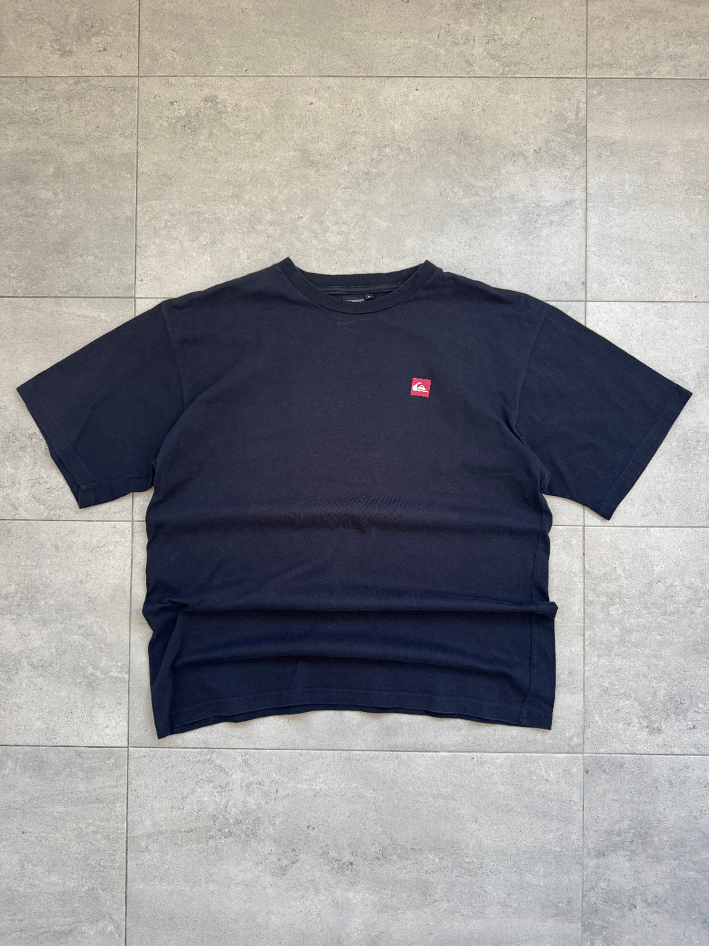 Vintage Y2K Quiksilver Kelly Slater t-shirt, navy, size L - back