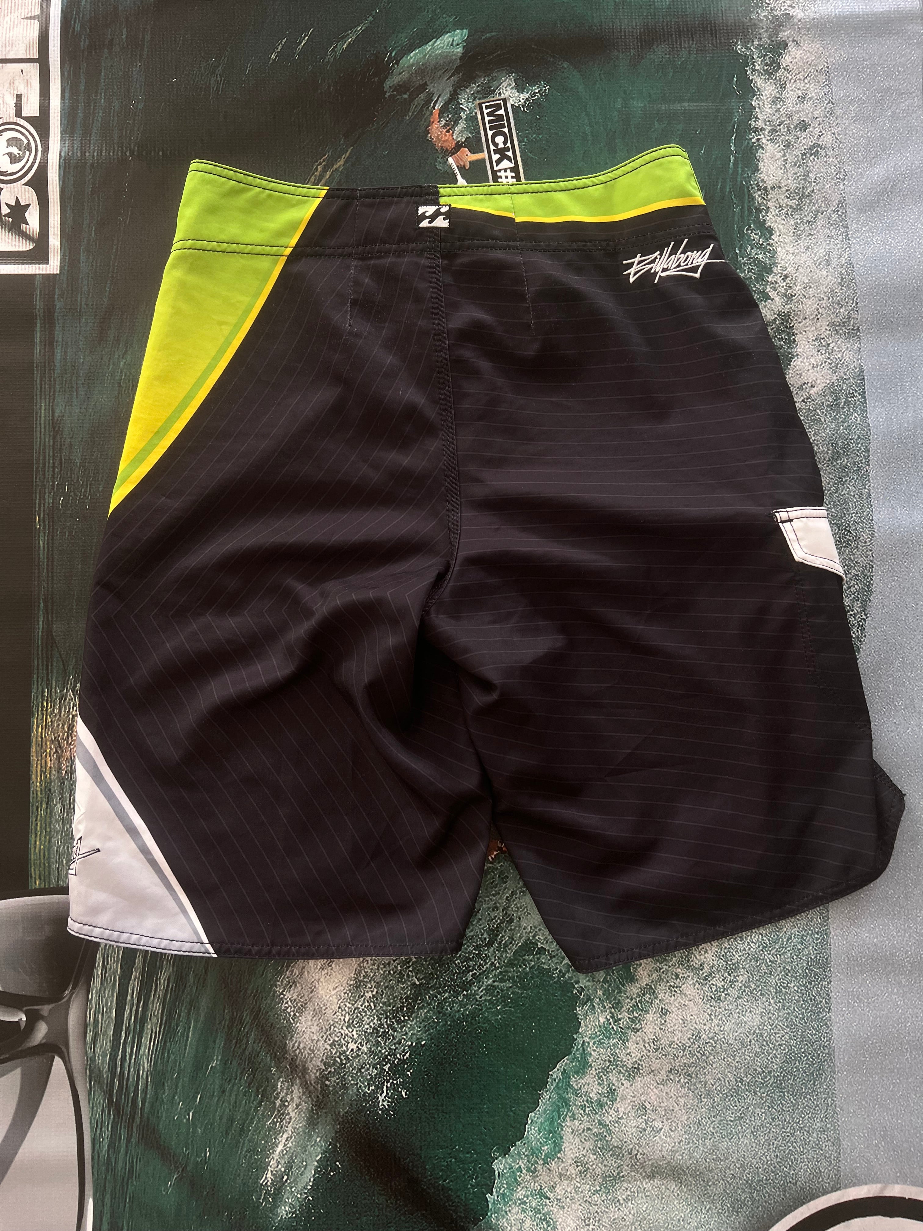 Y2K Billabong "Andy Irons - Prism Signature Series" Boardshorts (30")